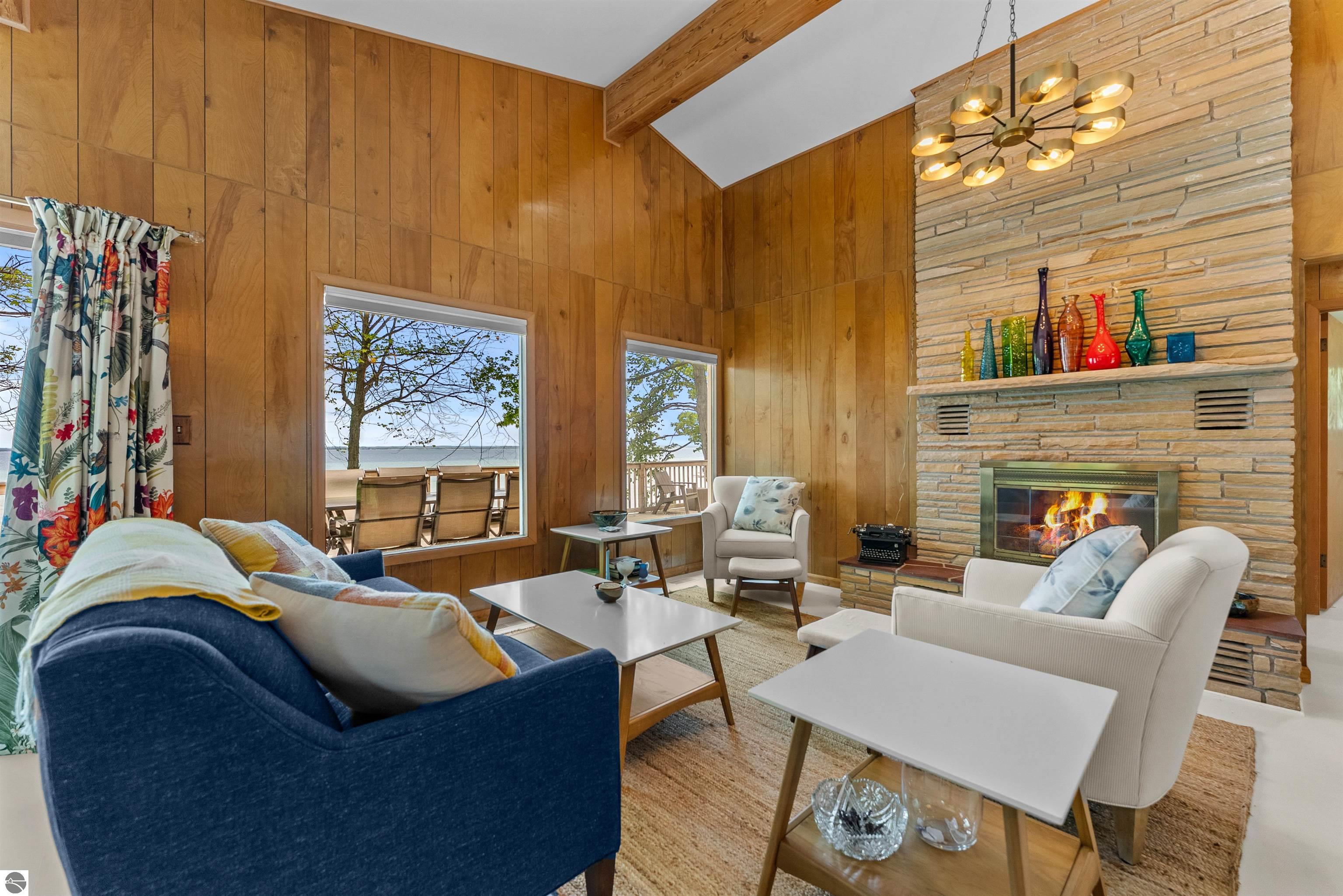 17390 Smokey Hollow Road