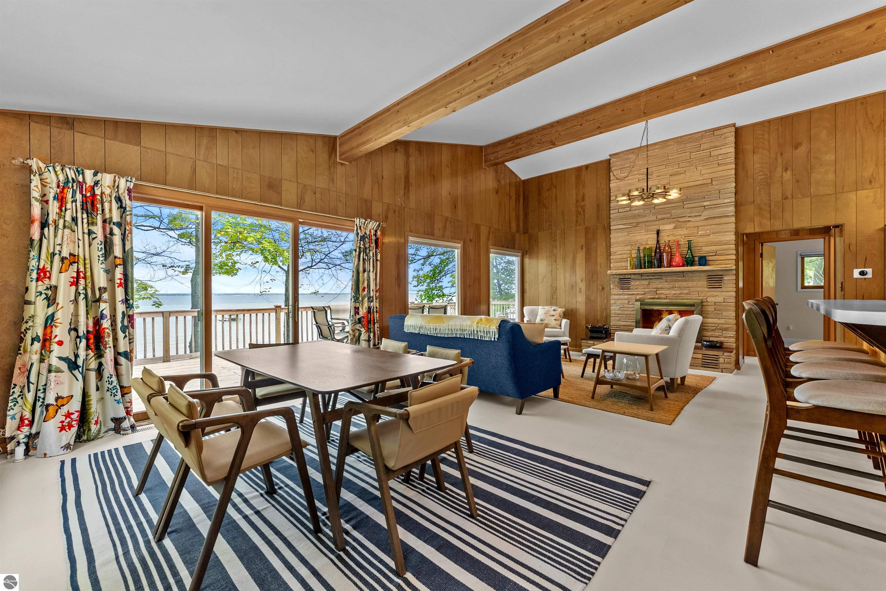 17390 Smokey Hollow Road