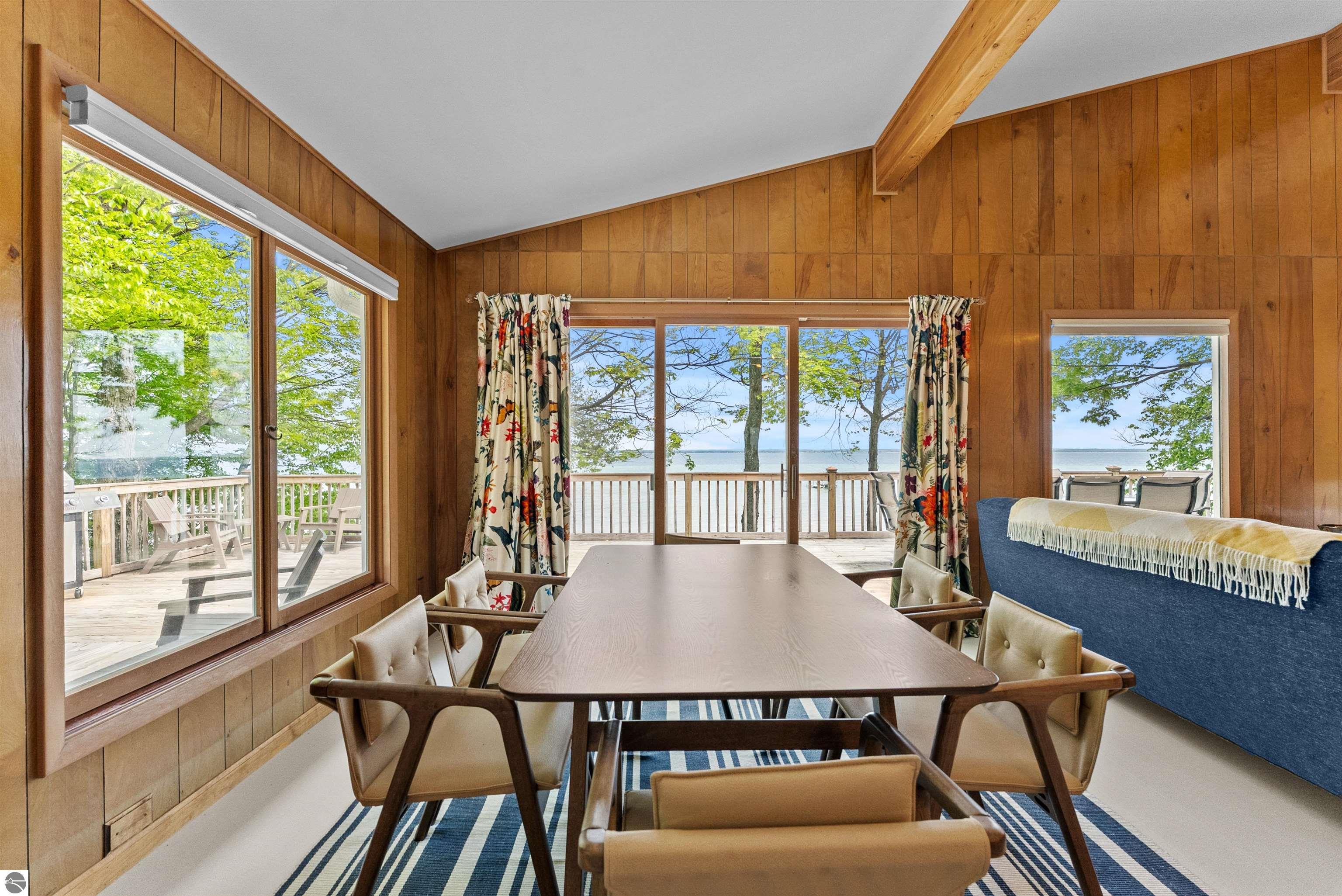 17390 Smokey Hollow Road