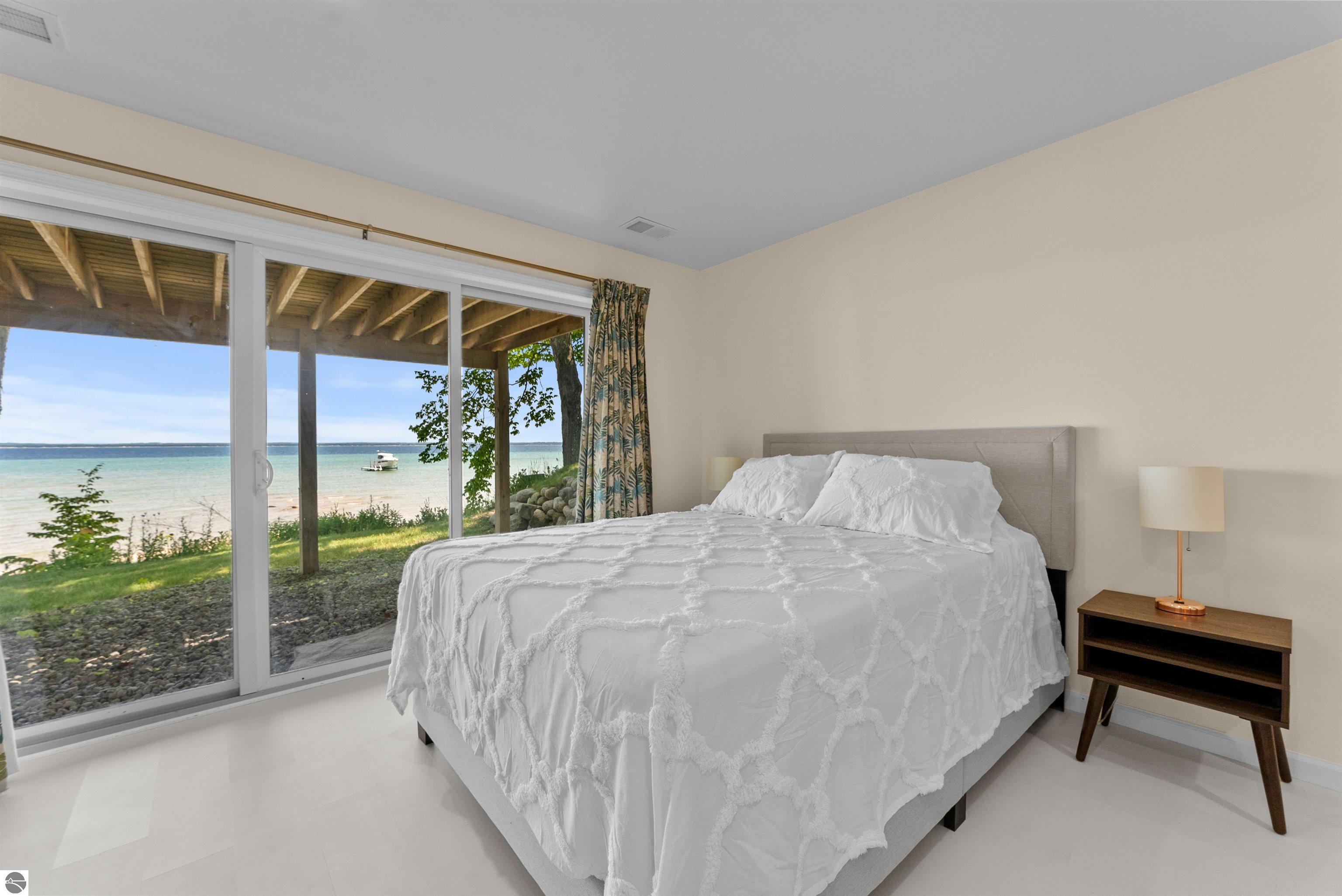17390 Smokey Hollow Road