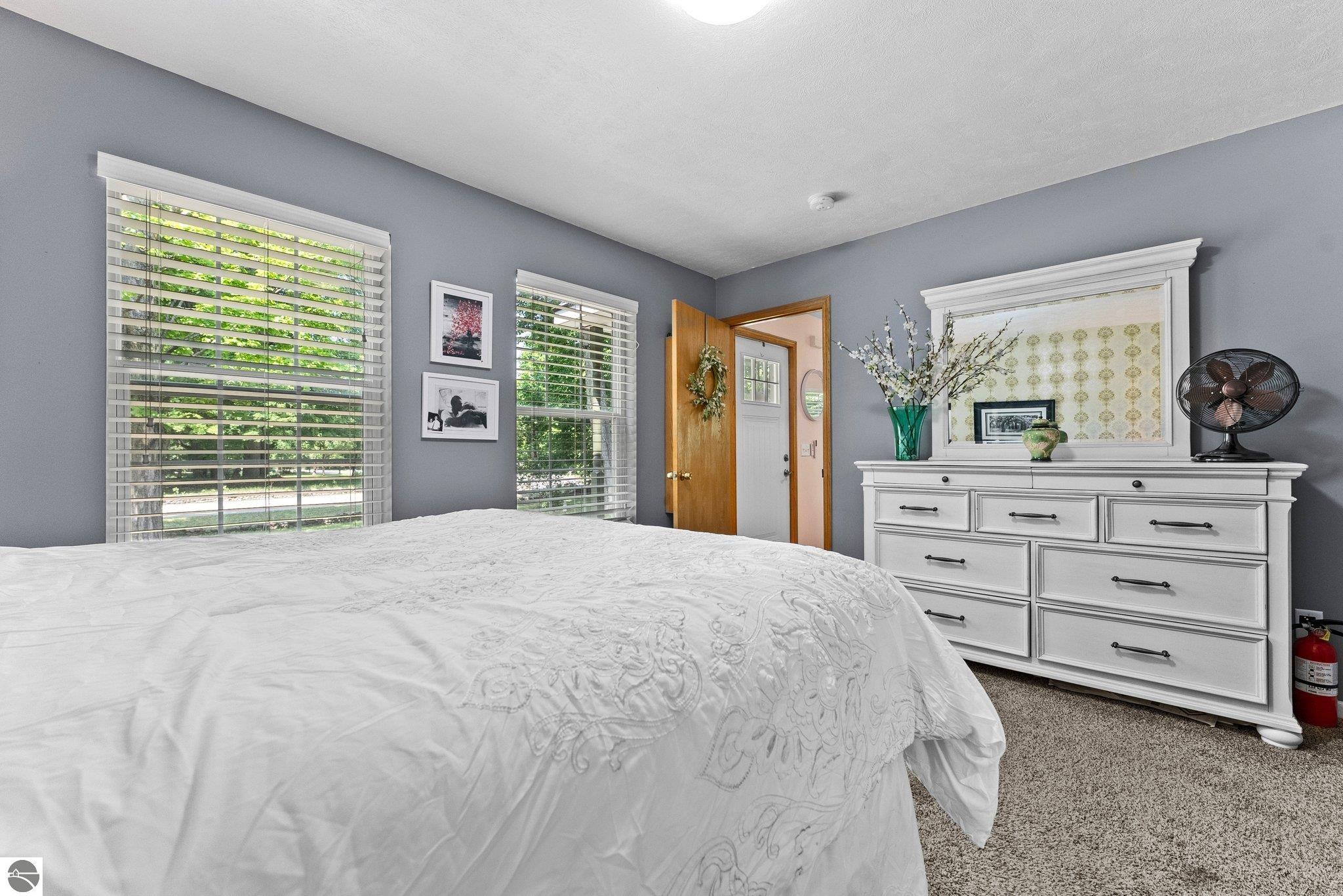 2491 Holland Circle