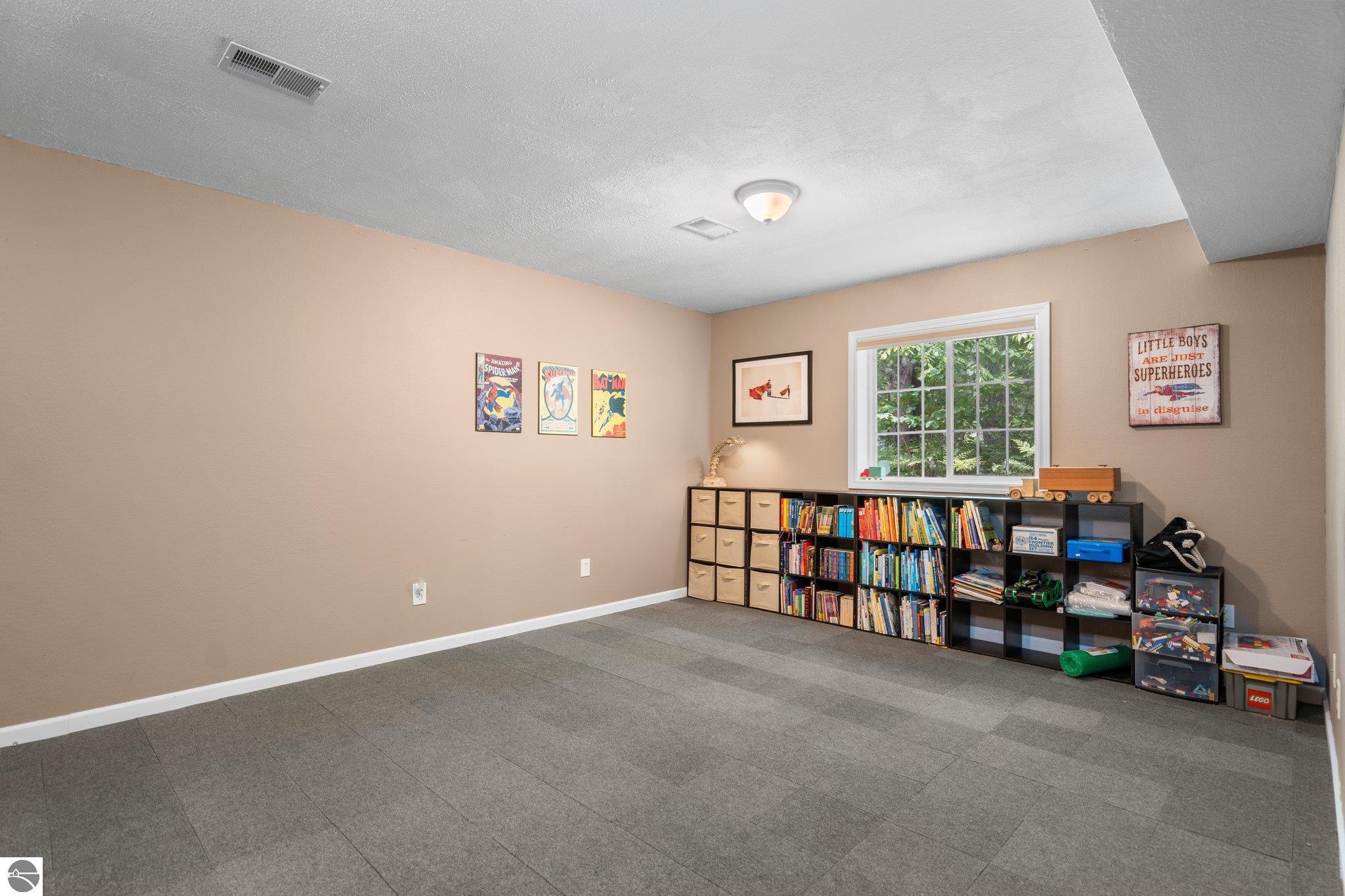2159 NE Driftwood Lane