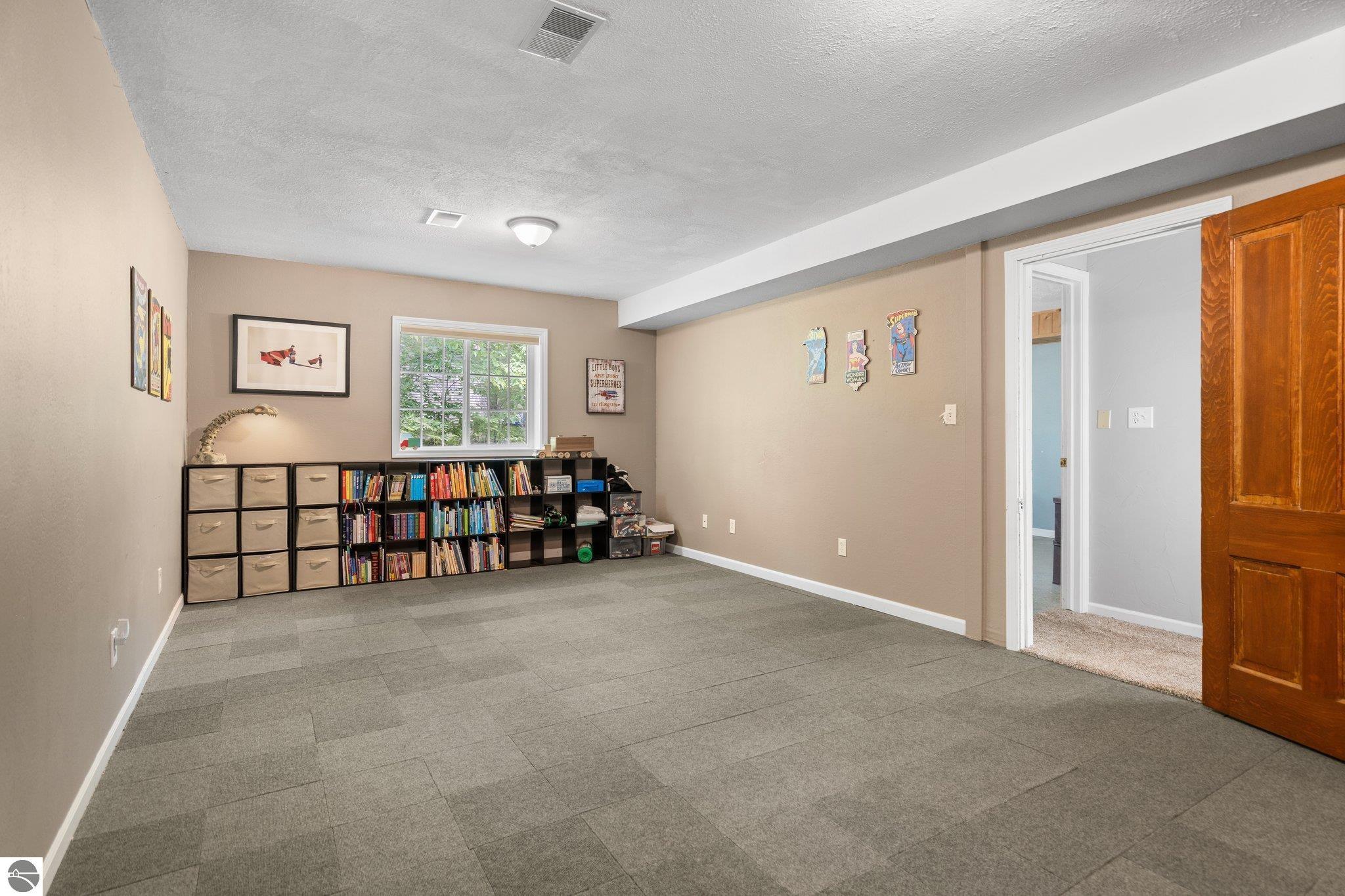 2159 NE Driftwood Lane