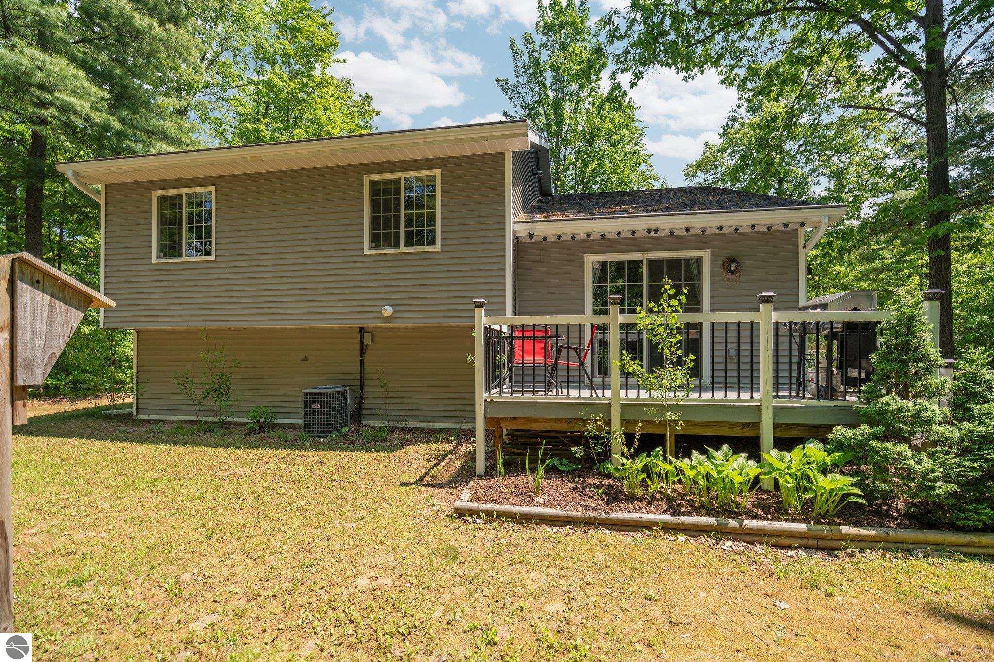 2159 NE Driftwood Lane