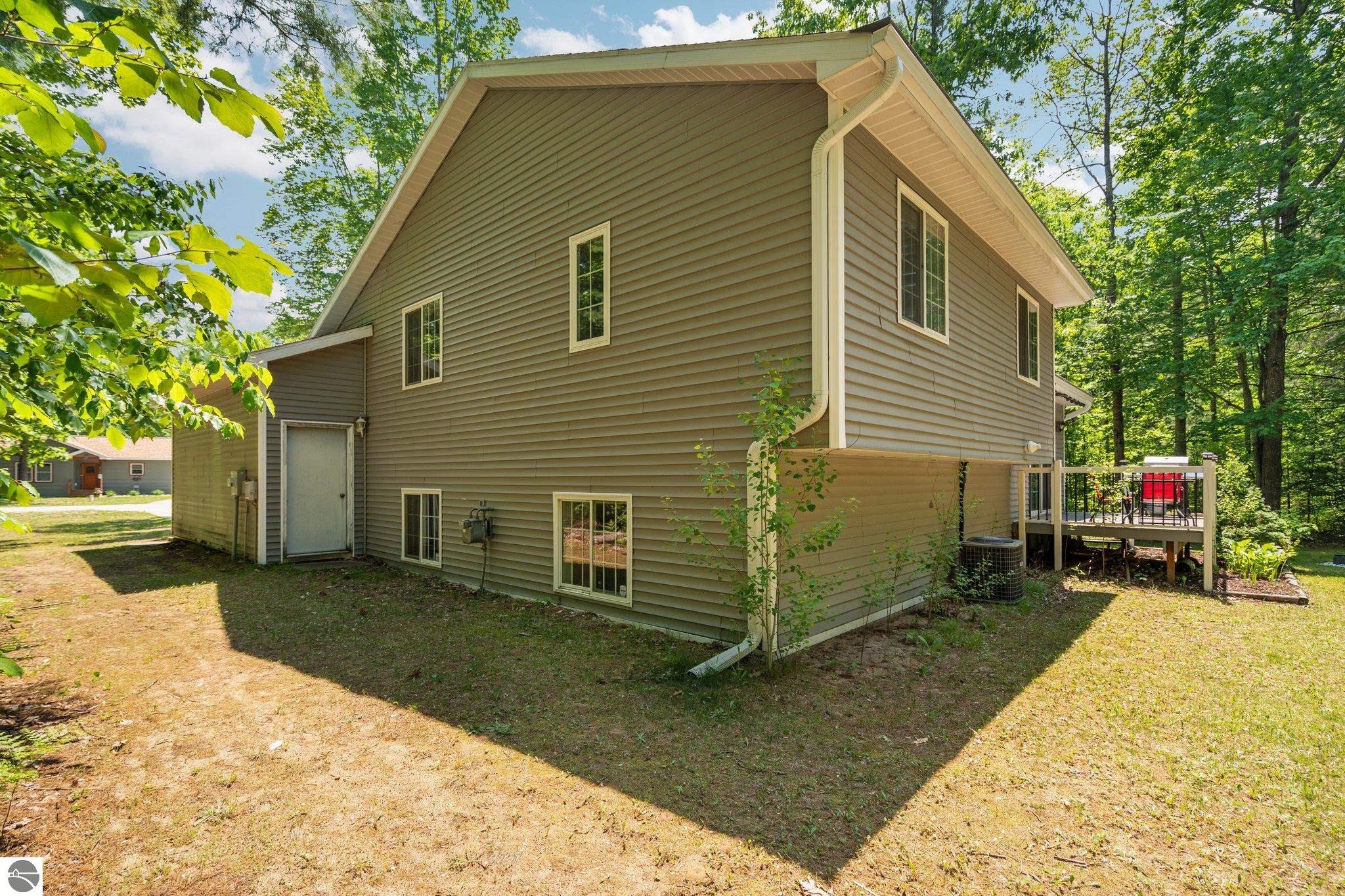 2159 NE Driftwood Lane