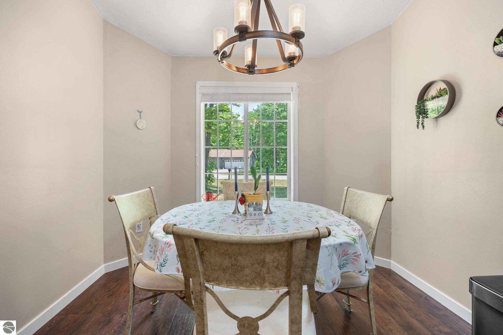 2159 NE Driftwood Lane