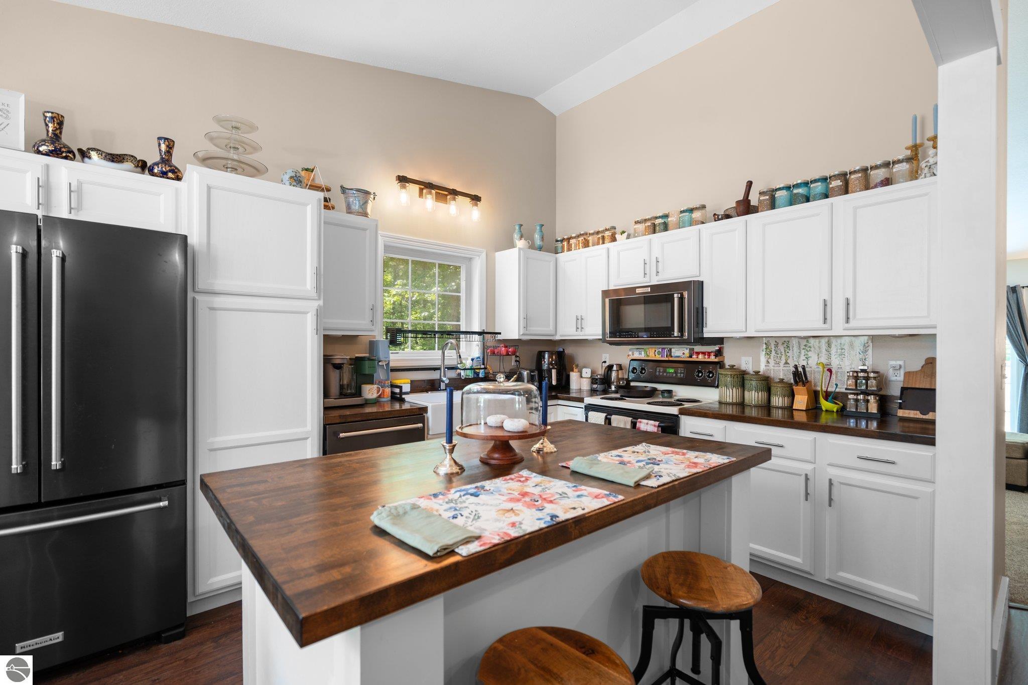 2159 NE Driftwood Lane