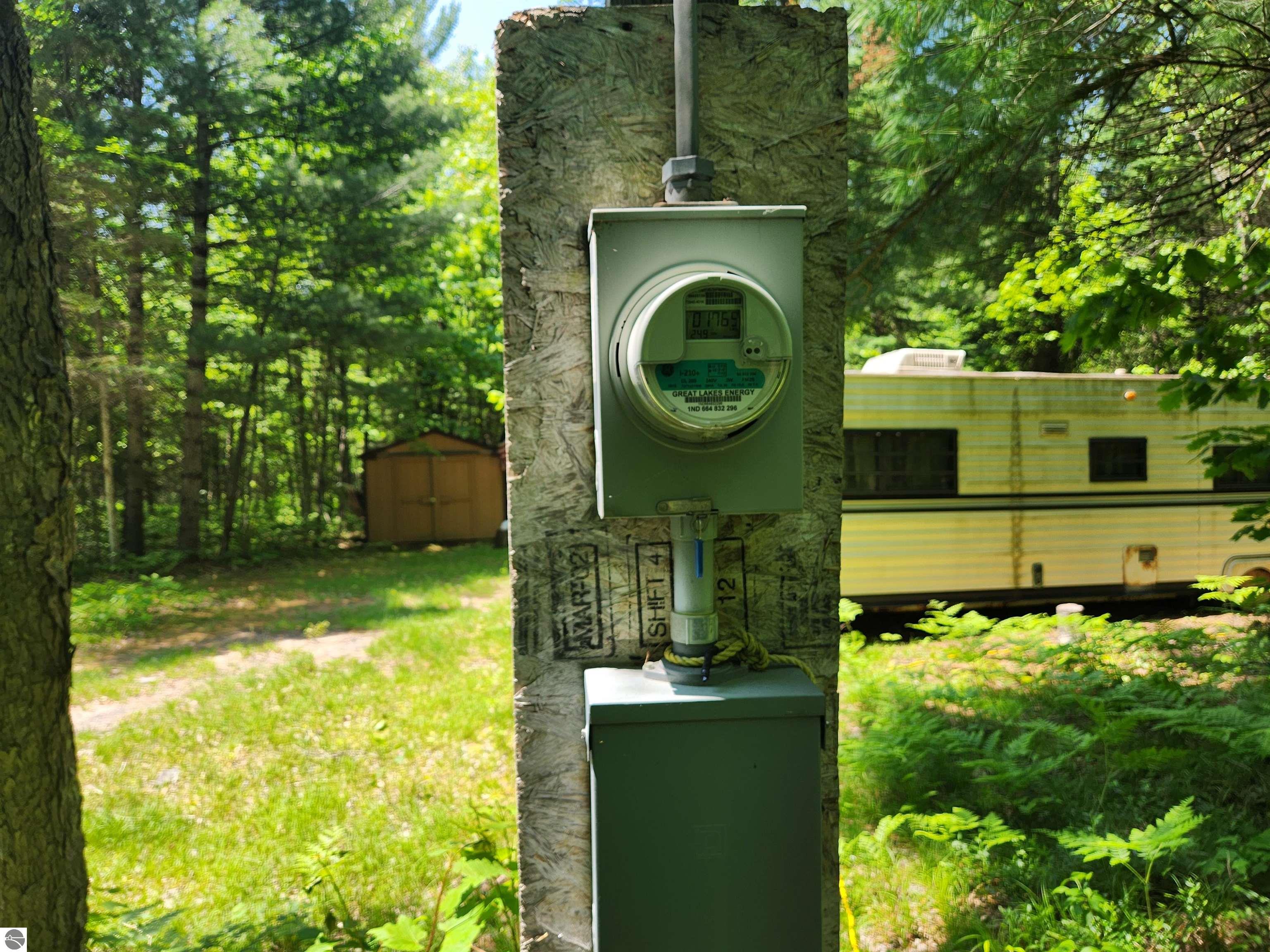 2867 Folks Road NE