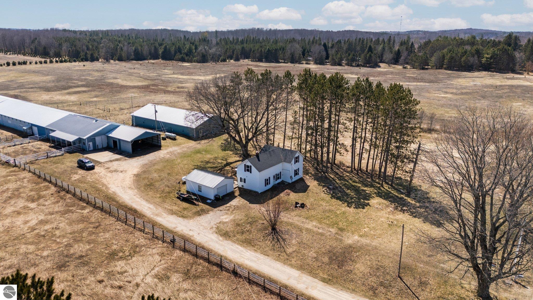 6129 Woodman Road
