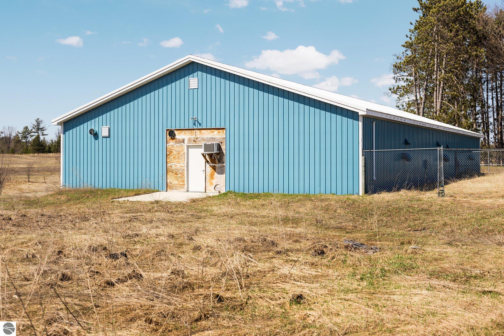6129 Woodman Road