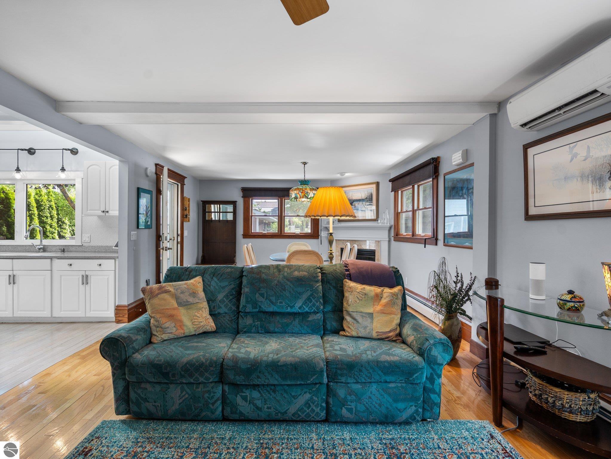 823 Randolph Street