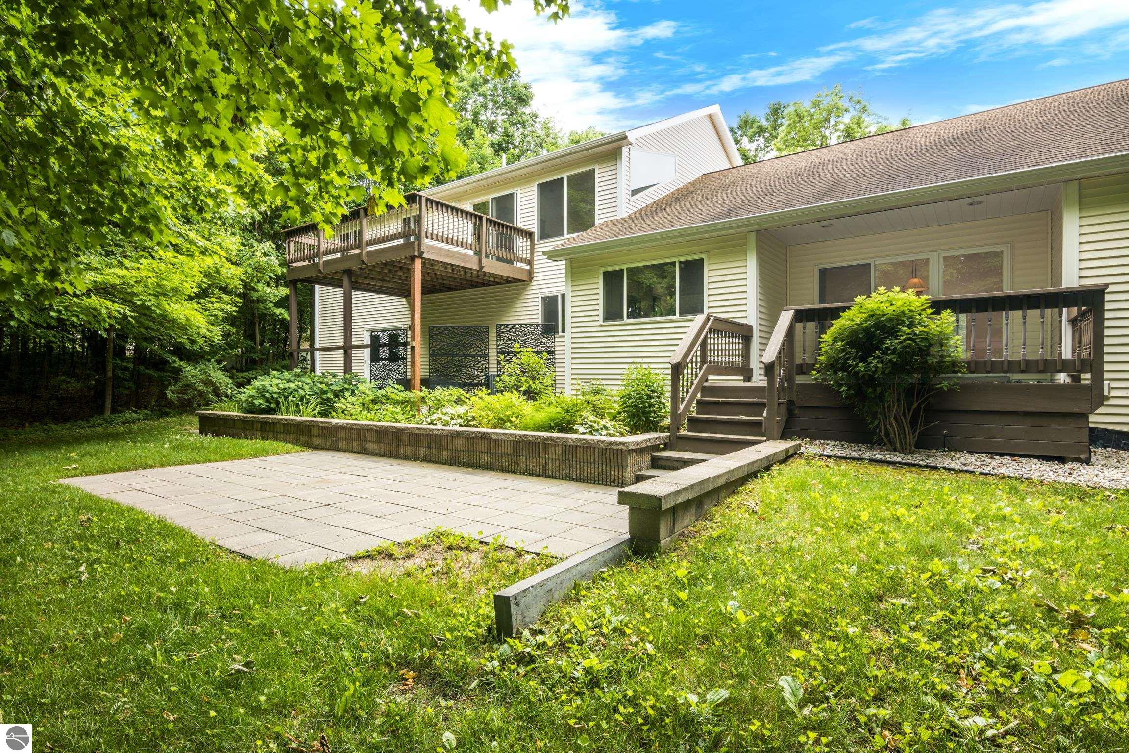 965 Shamrock Lane