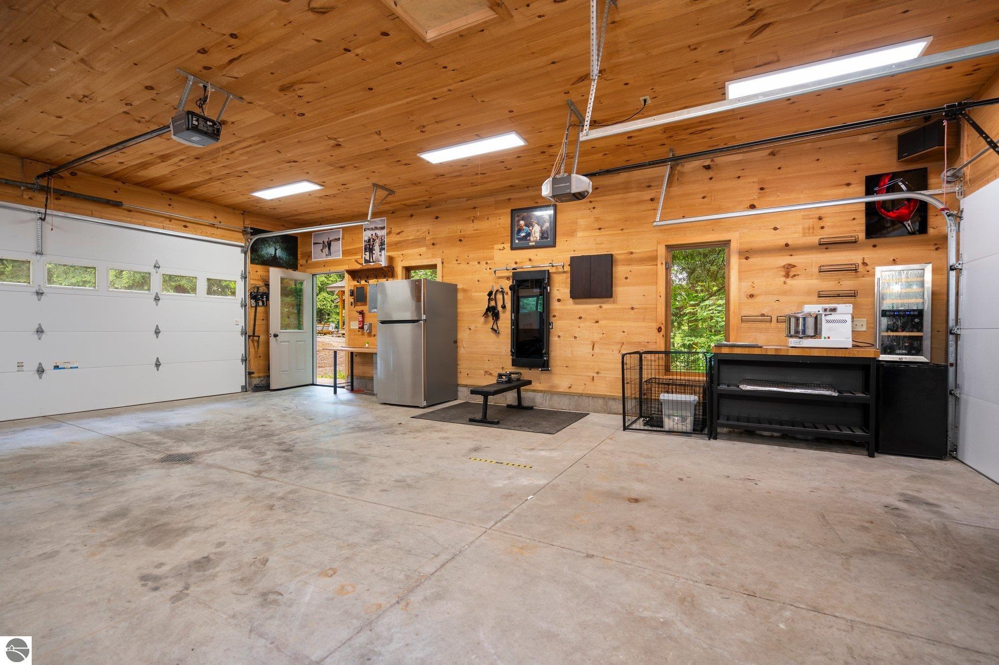 19545 Woodland Trail