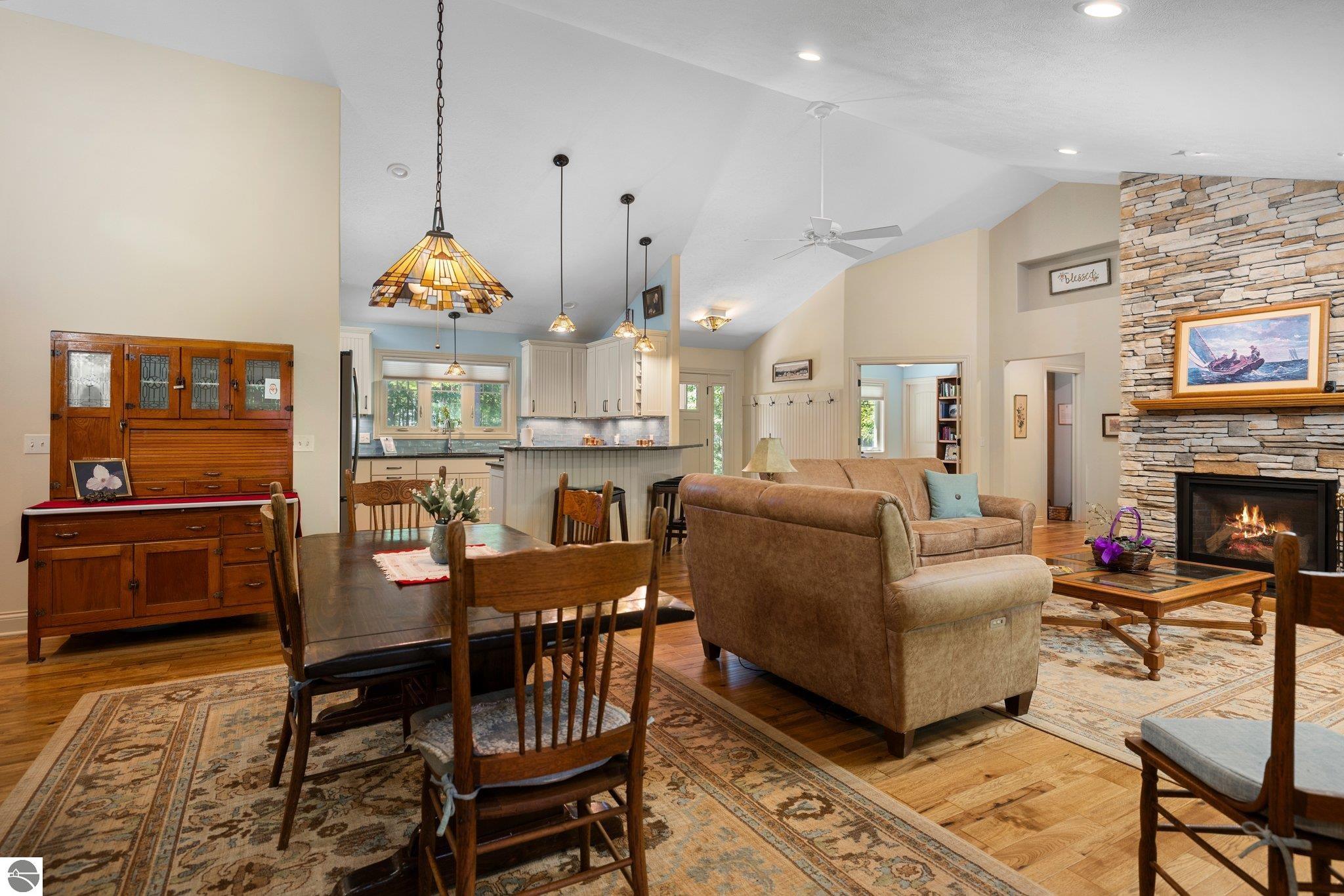 256 Sunview Court
