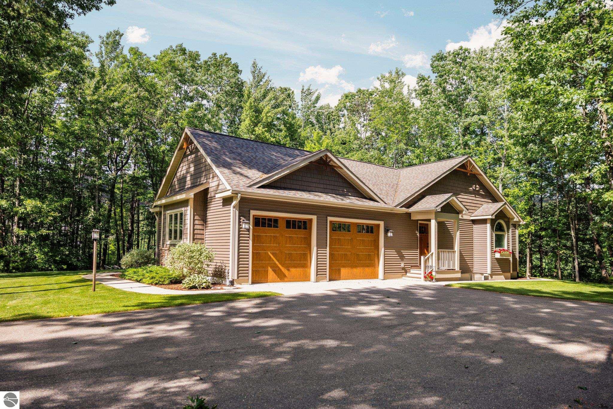 256 Sunview Court