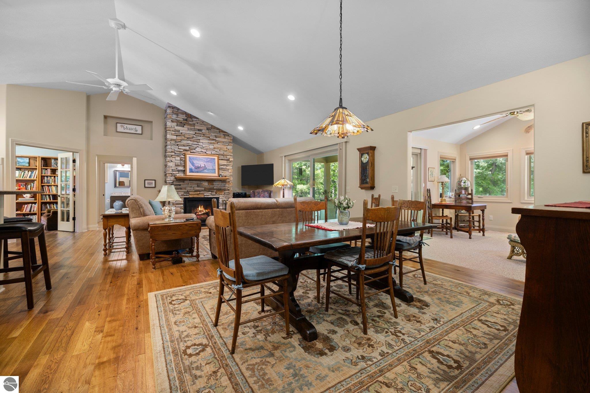 256 Sunview Court
