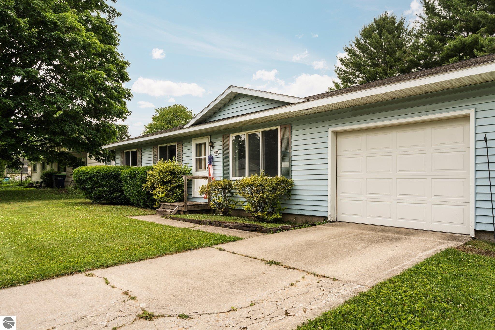 1452 Silverwood Drive