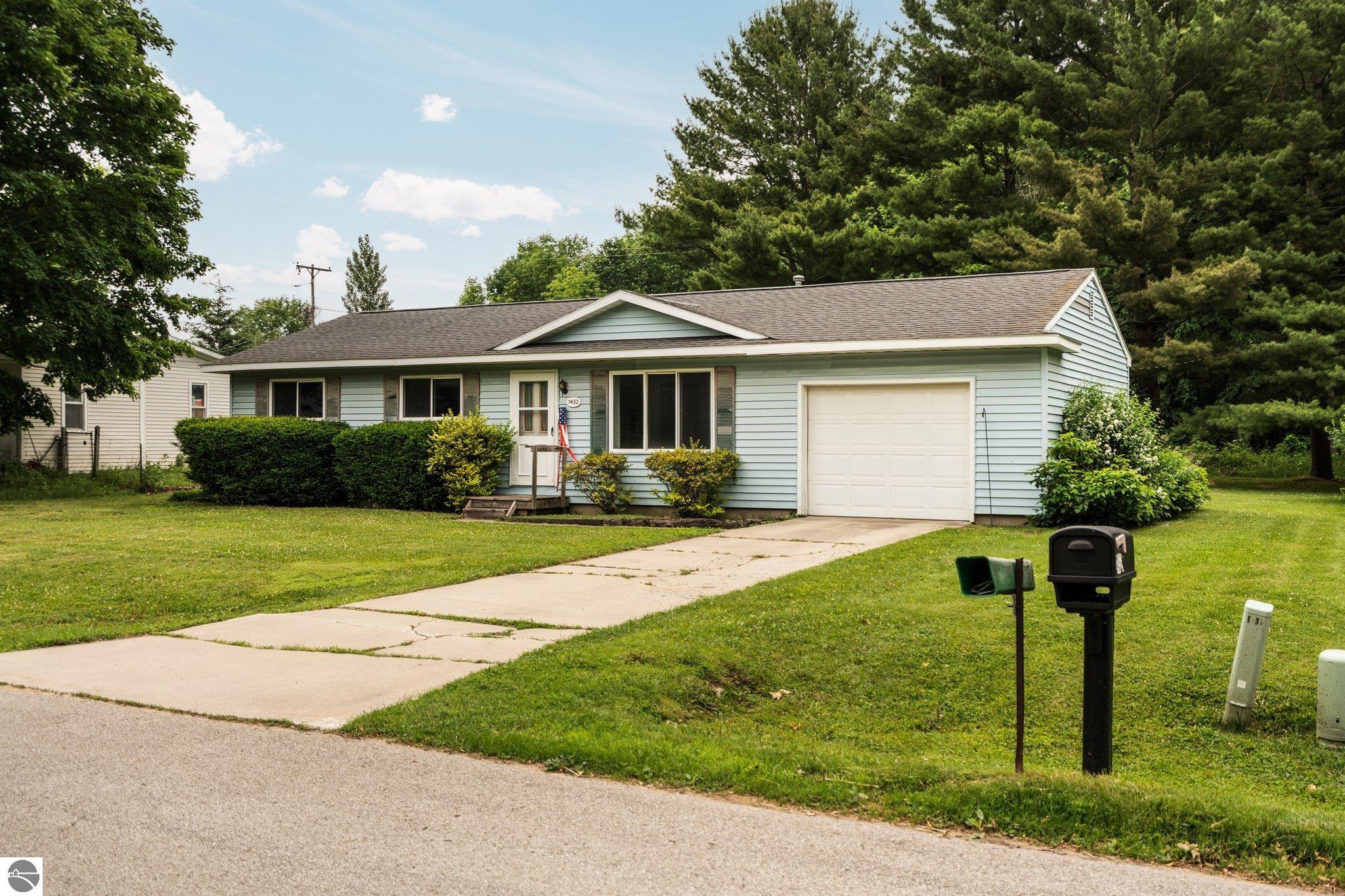1452 Silverwood Drive