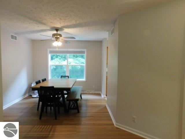 21 Wood Road