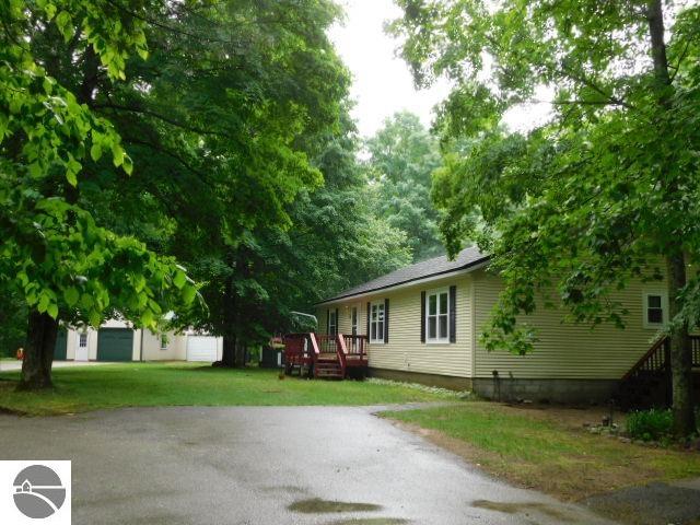 21 Wood Road