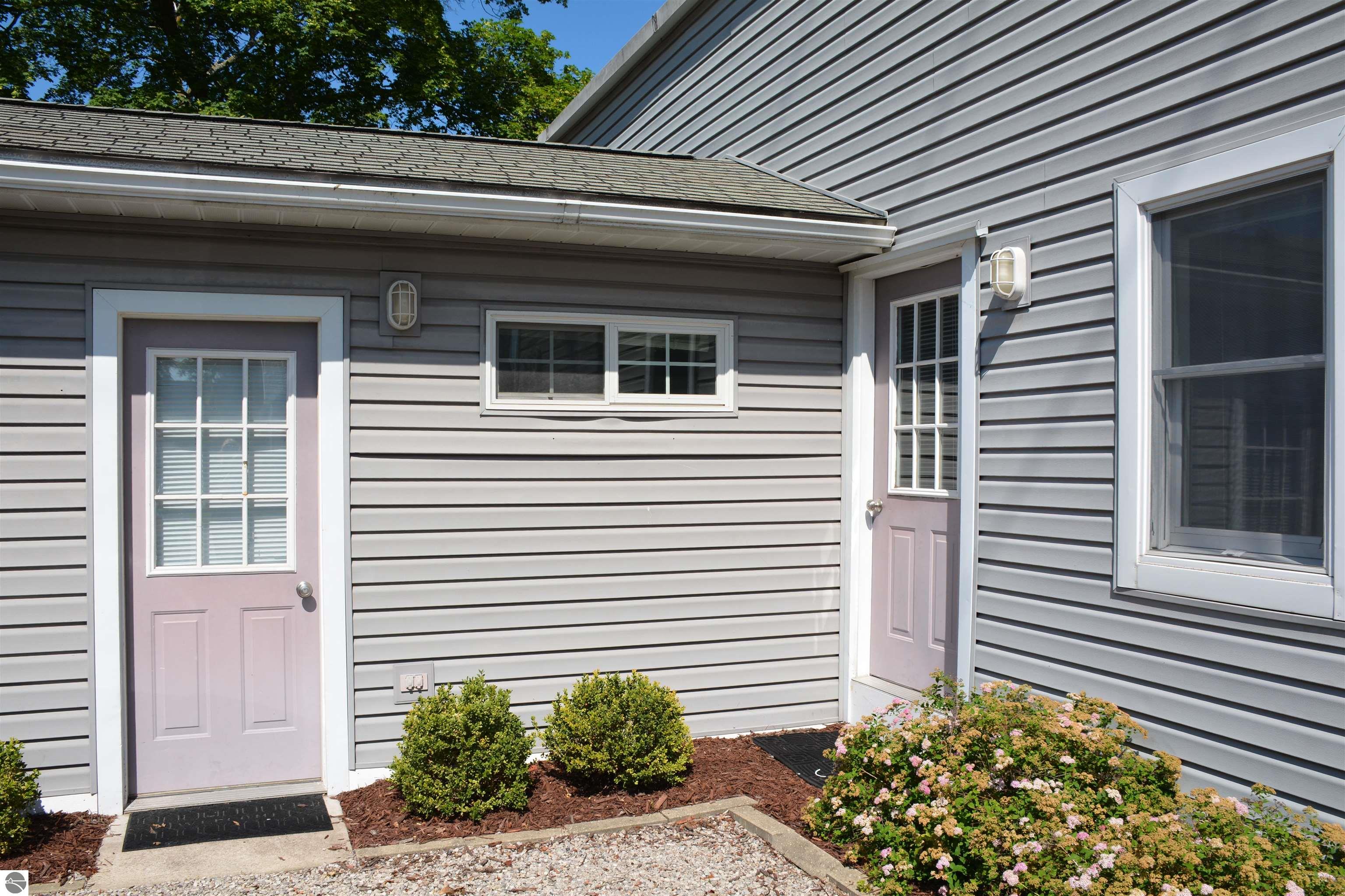 822 Cass Street