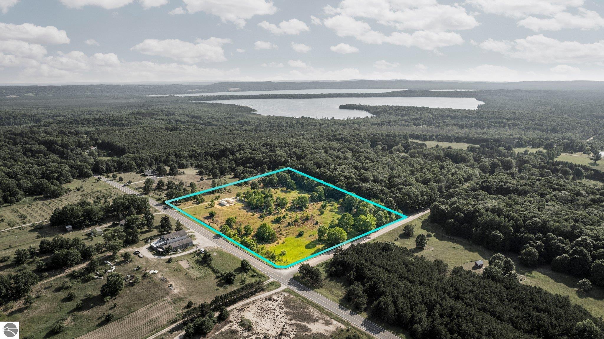 5896 Indian Hill Road