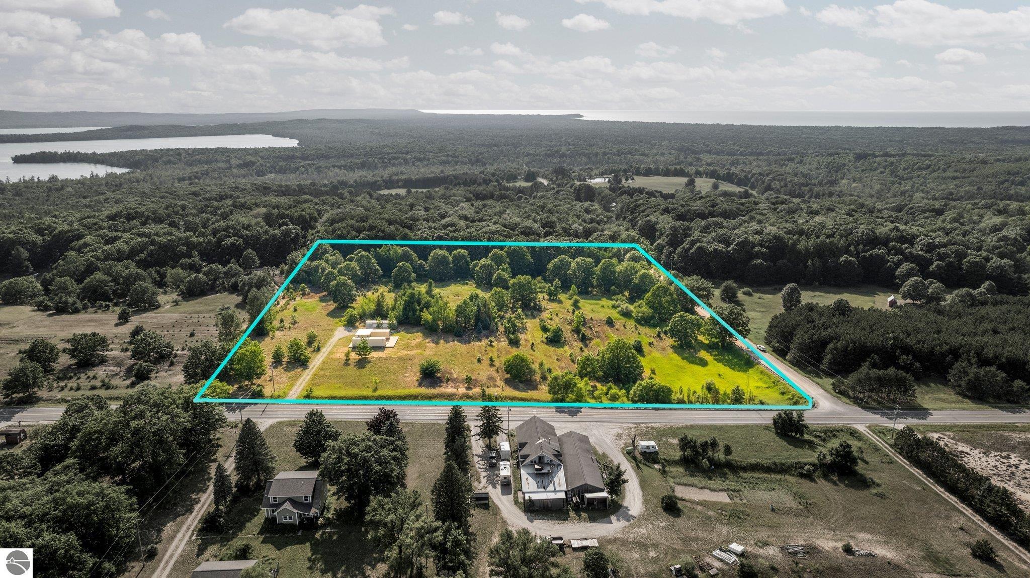 5896 Indian Hill Road