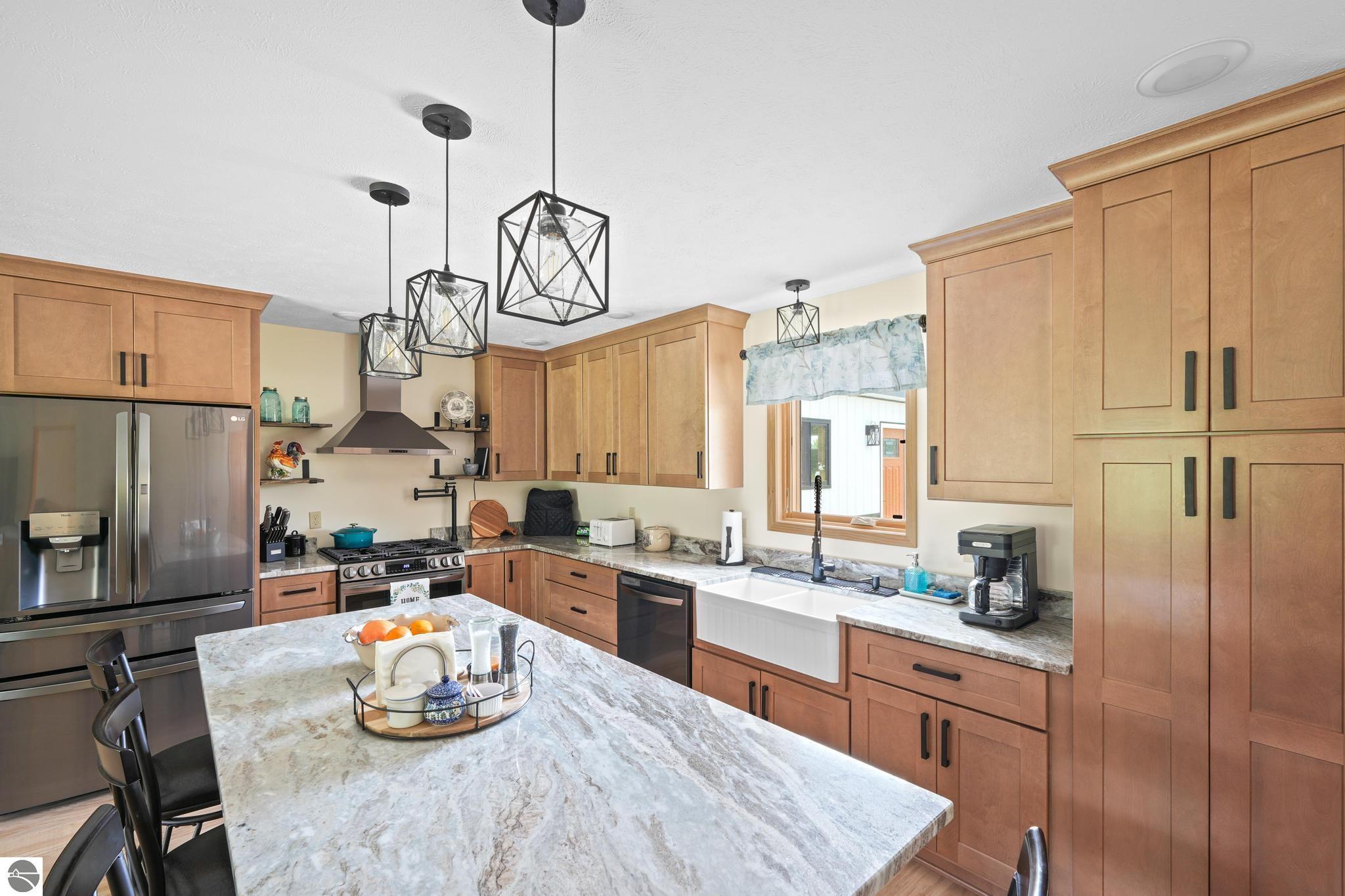 635 SW Grouse Drive