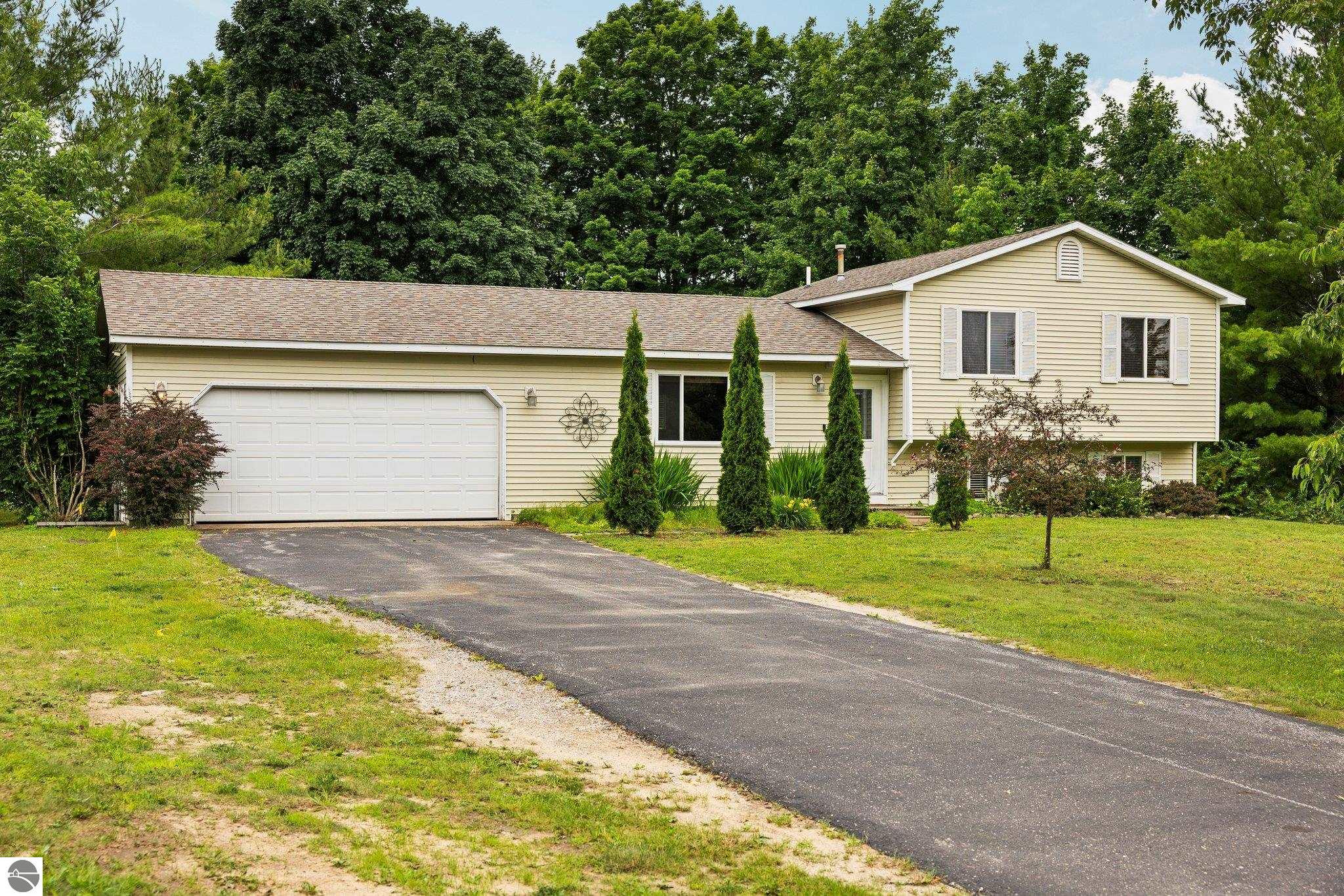 2785 E Sugar Maple Drive