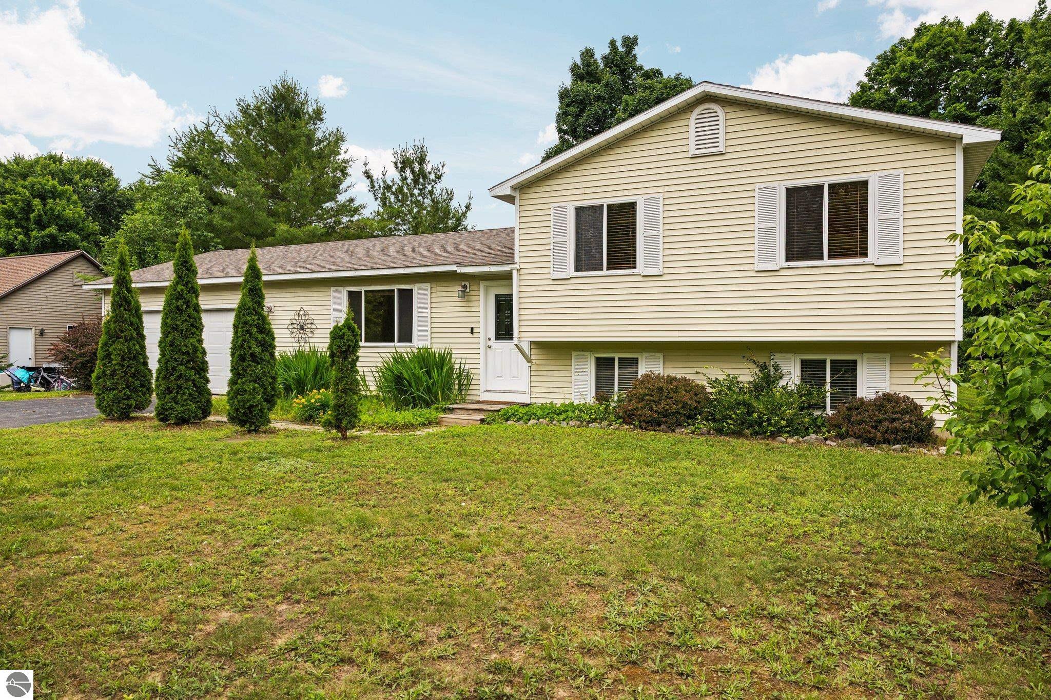 2785 E Sugar Maple Drive