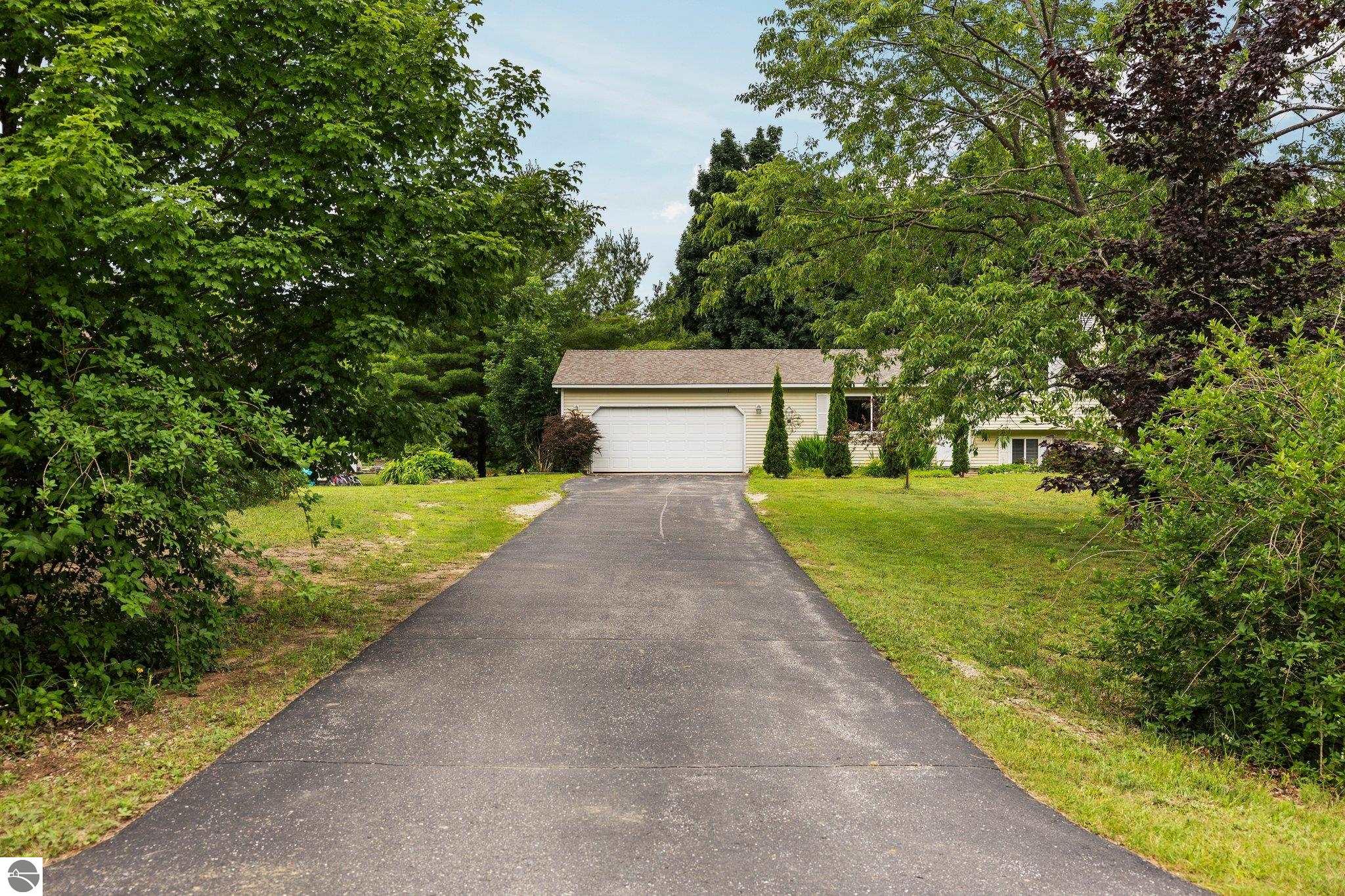 2785 E Sugar Maple Drive