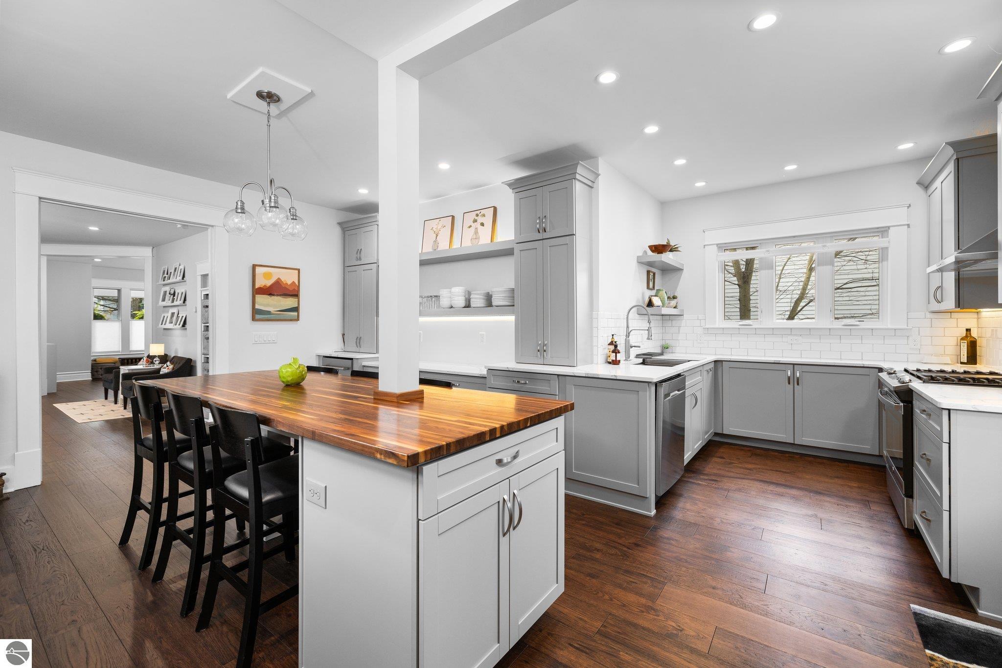 512 Fifth Street