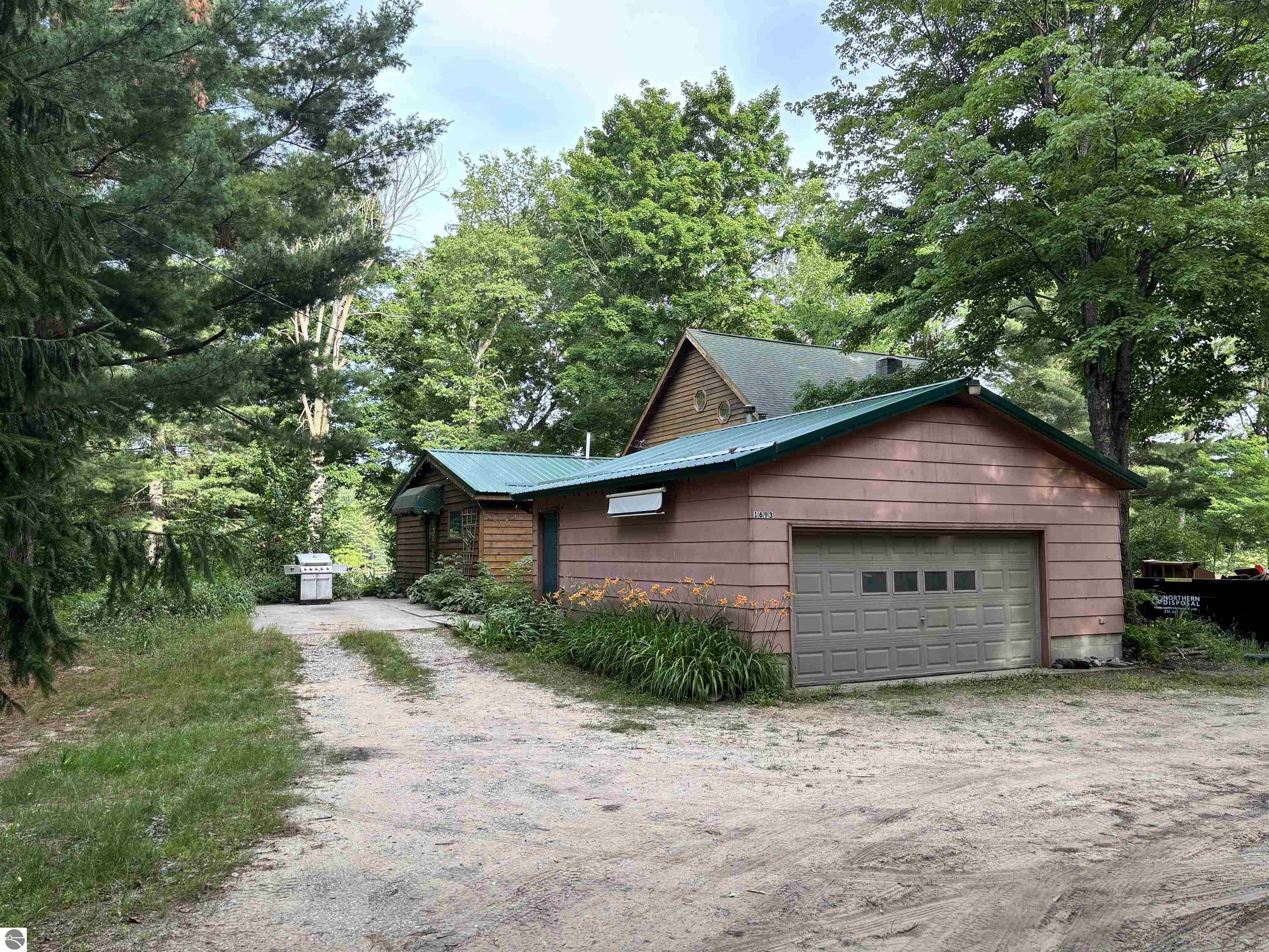 1693 Lake Louise Road
