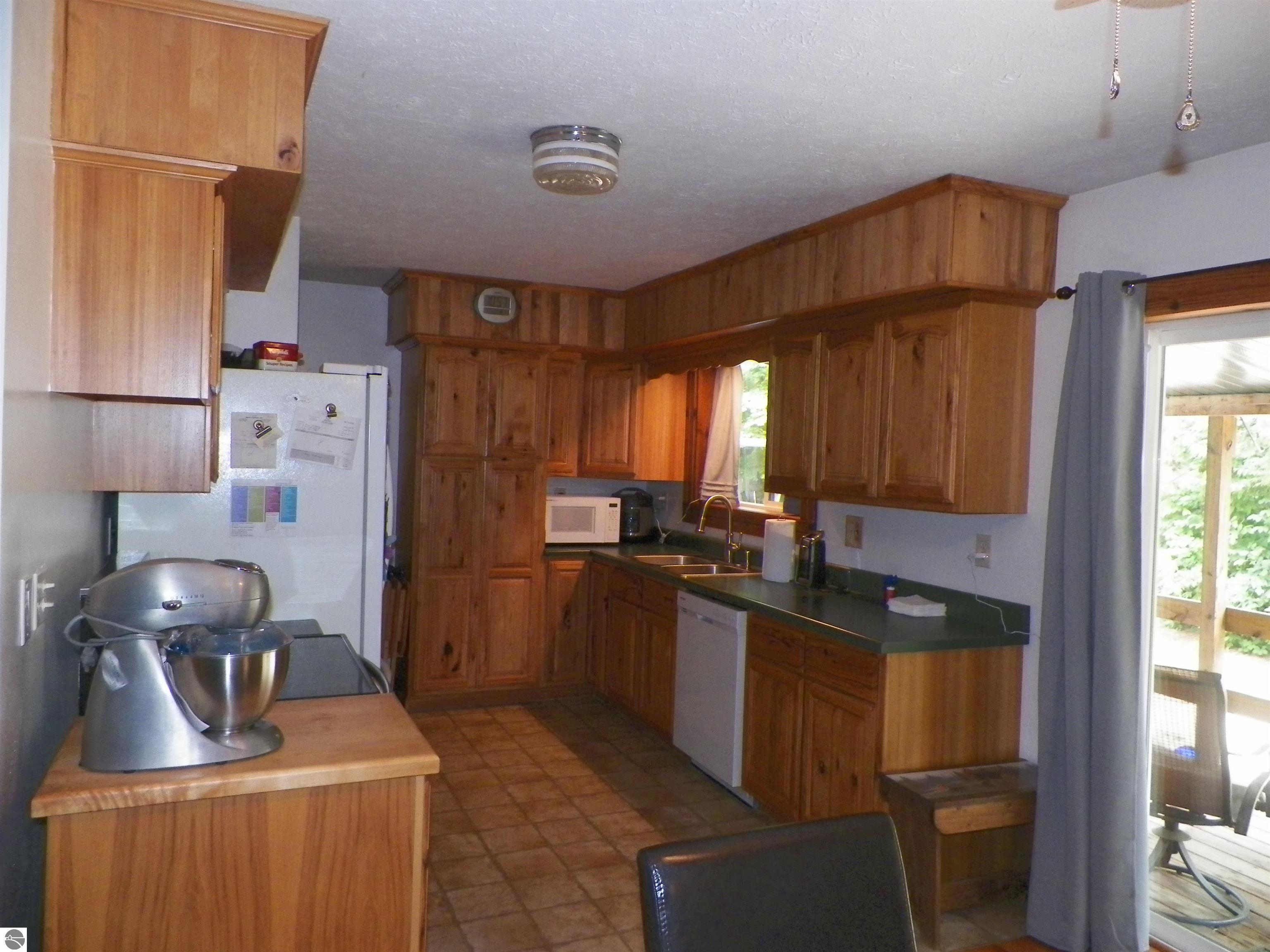 7707 E 5 Mile Road