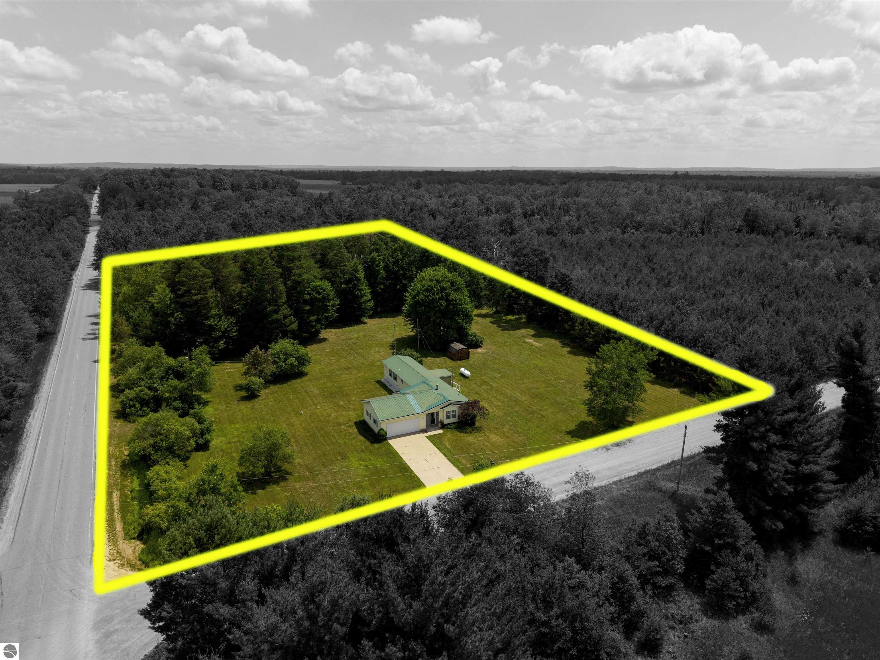 5019 Golden Road