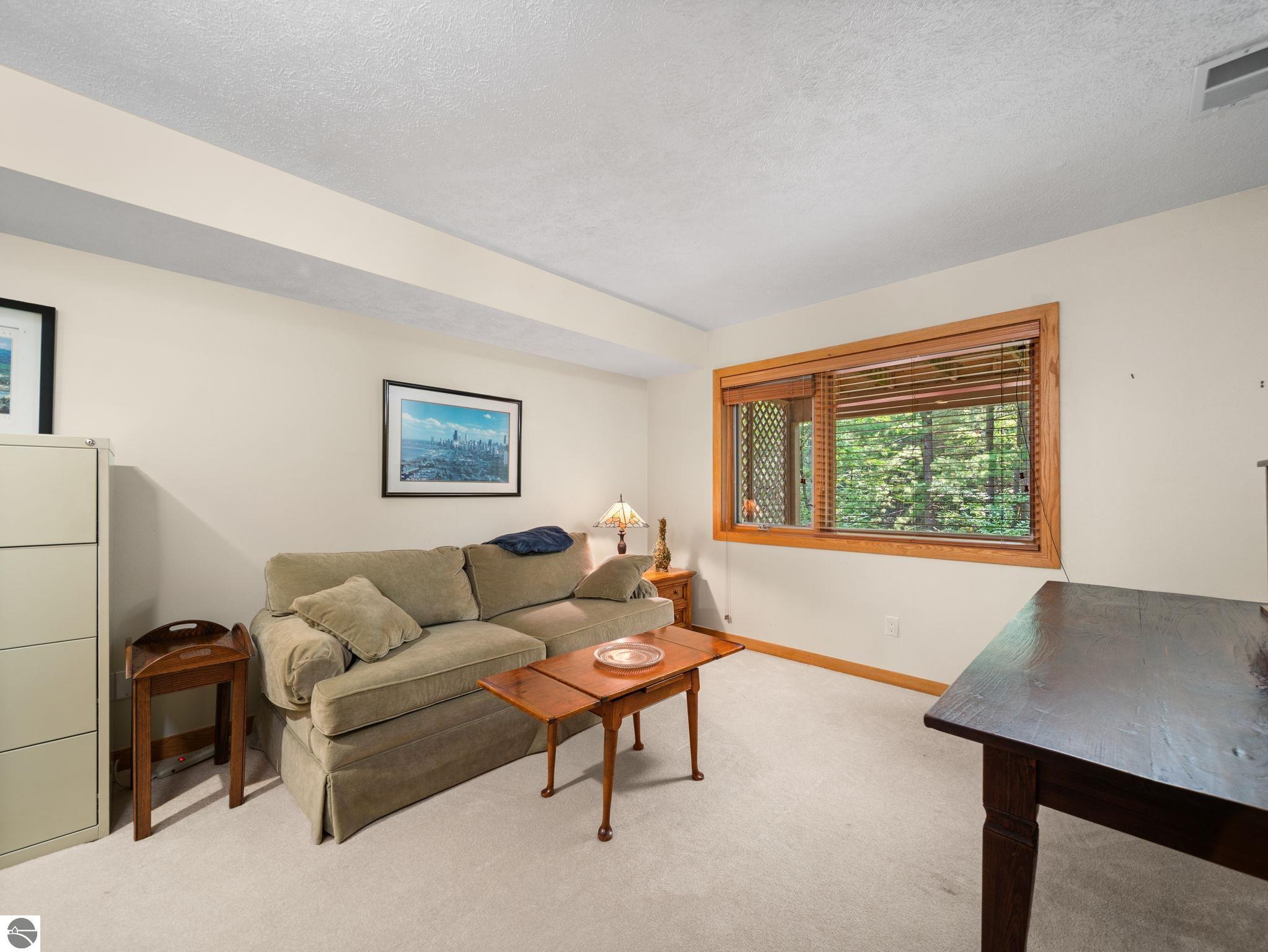6530 Mission Ridge