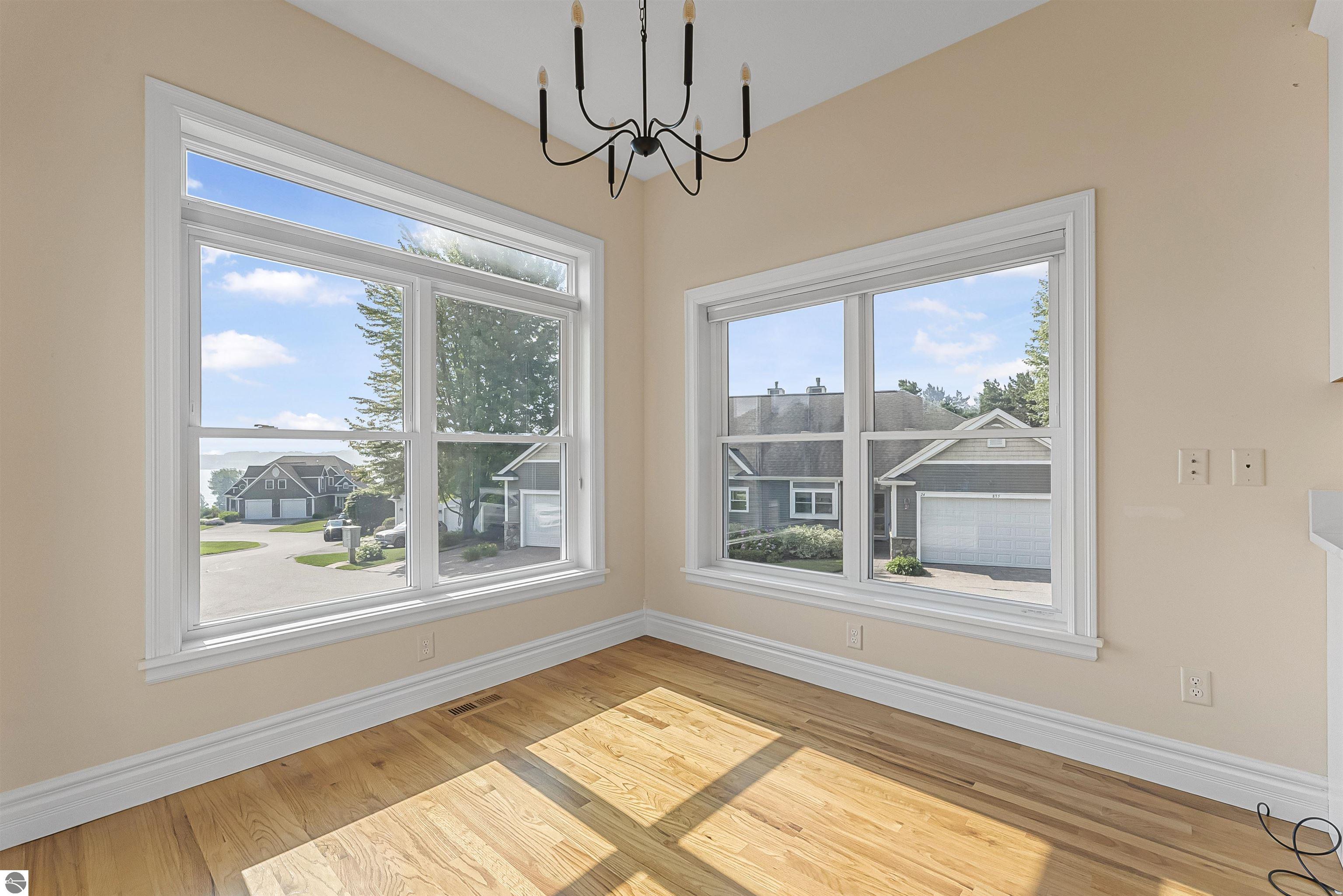 898 N Bay Cliff Drive # 25