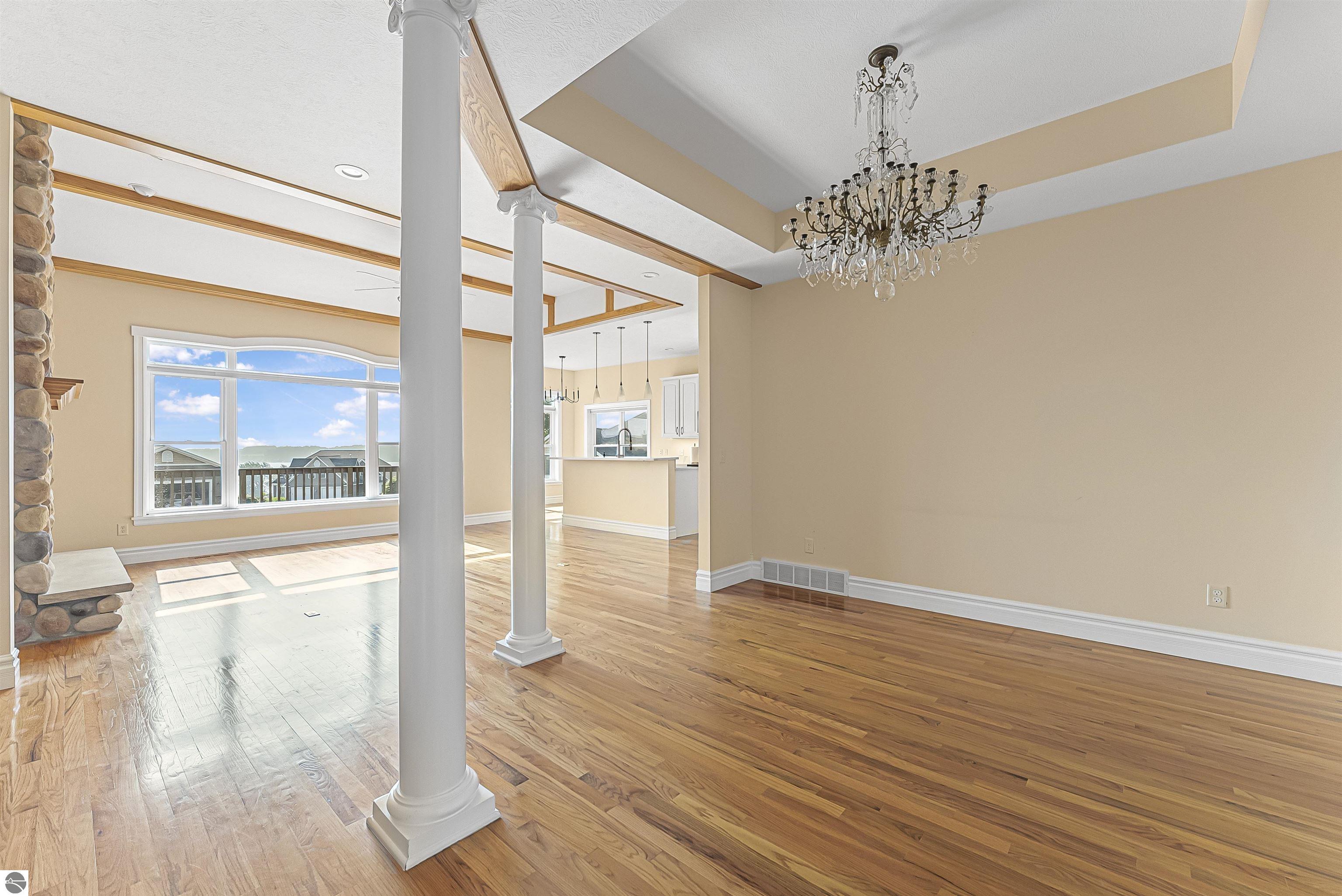 898 N Bay Cliff Drive # 25