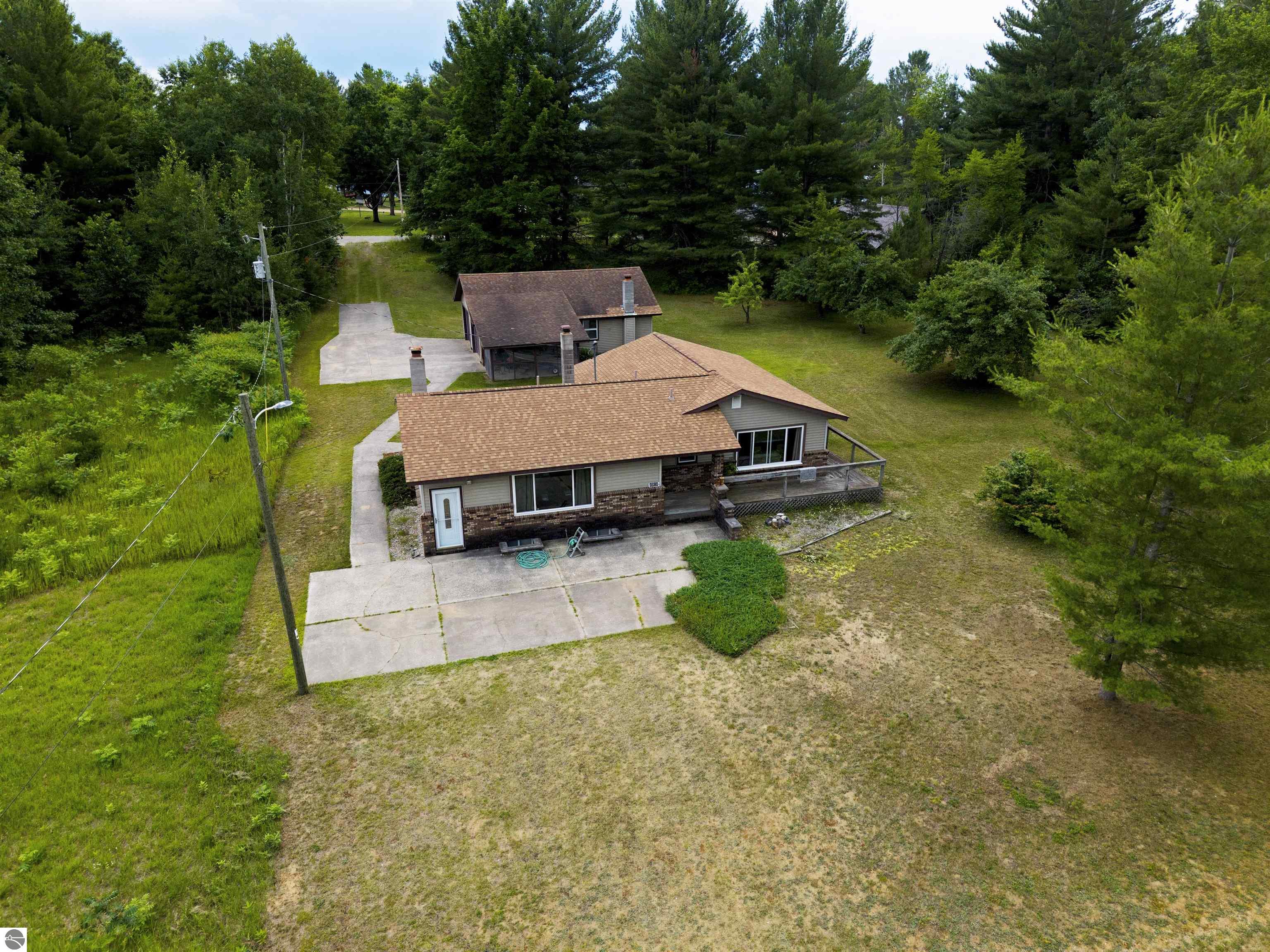4910 Deerfield Drive