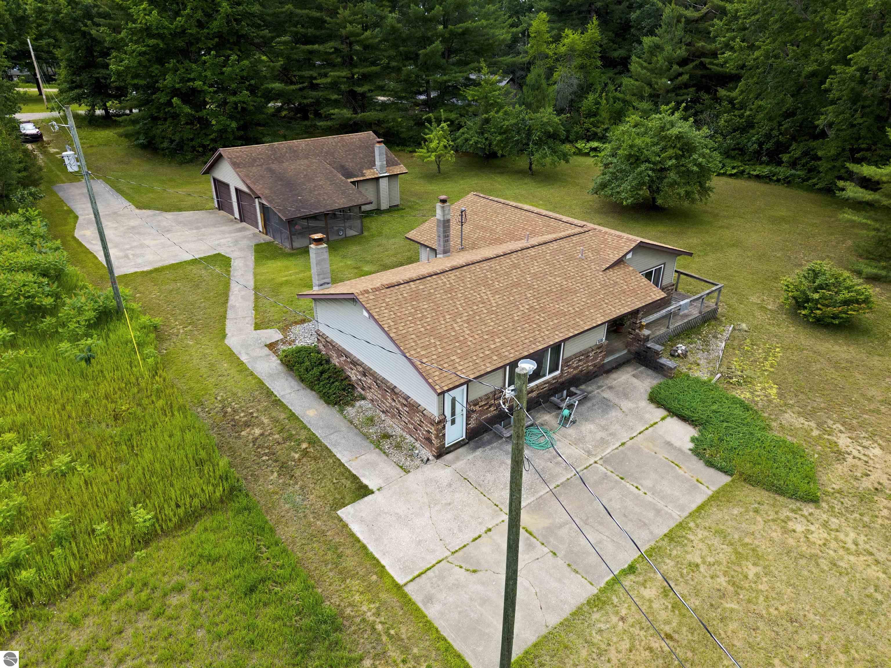 4910 Deerfield Drive