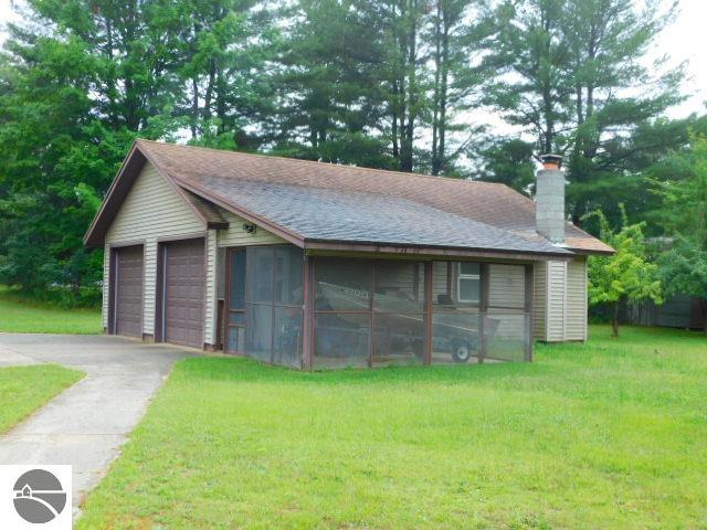 4910 Deerfield Drive