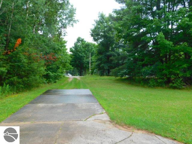 4910 Deerfield Drive