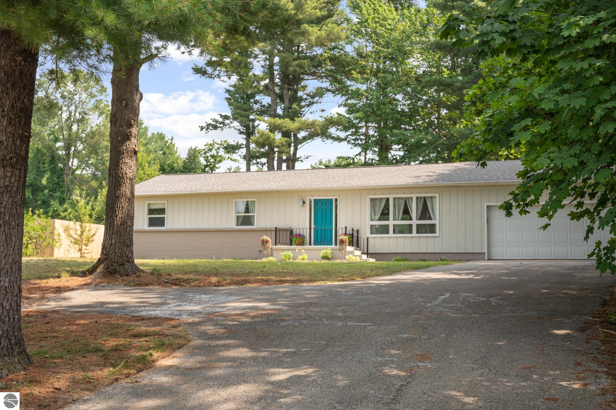 1970 South Long Lake Road