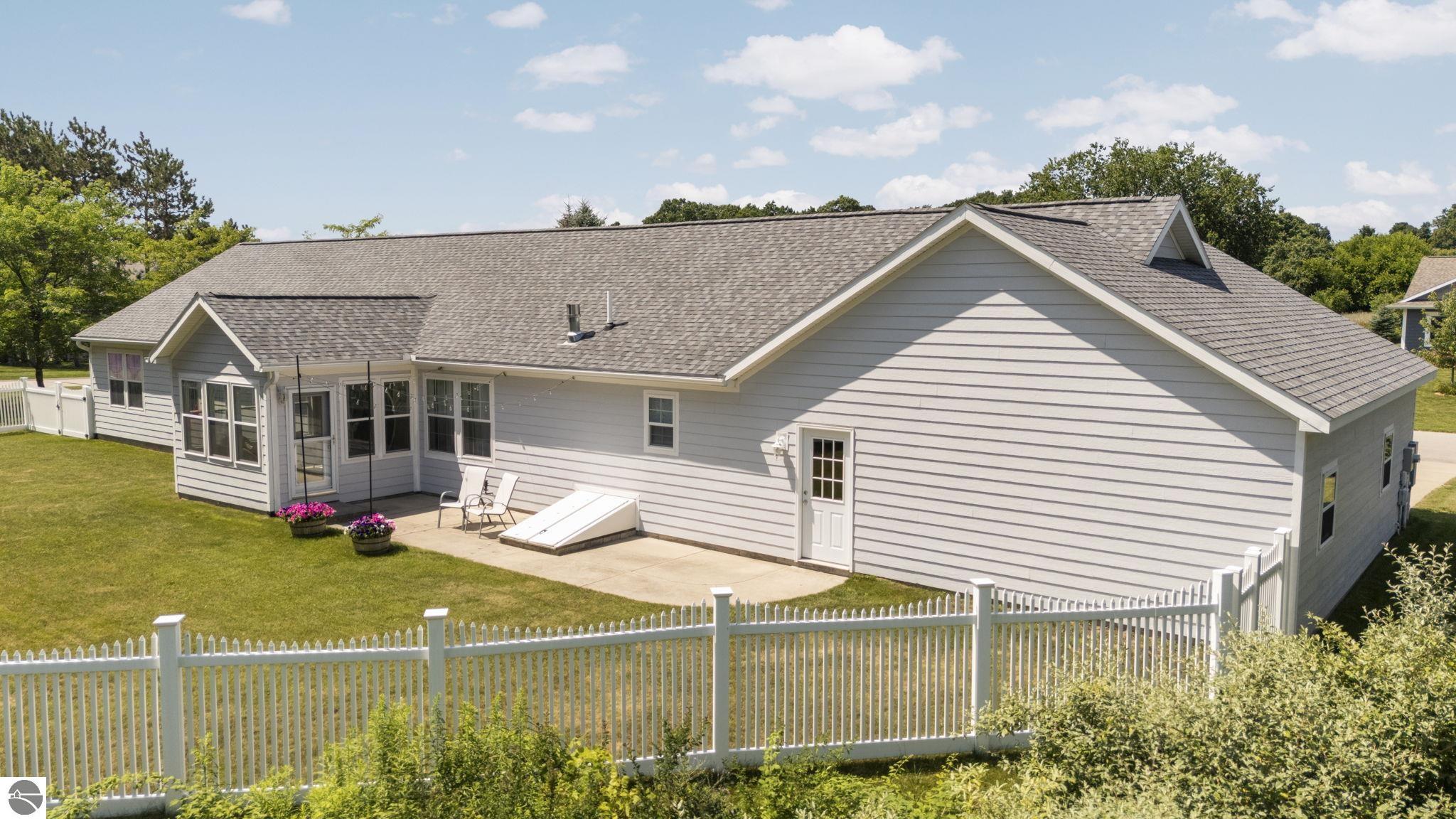 4268 Pine Meadow Trail