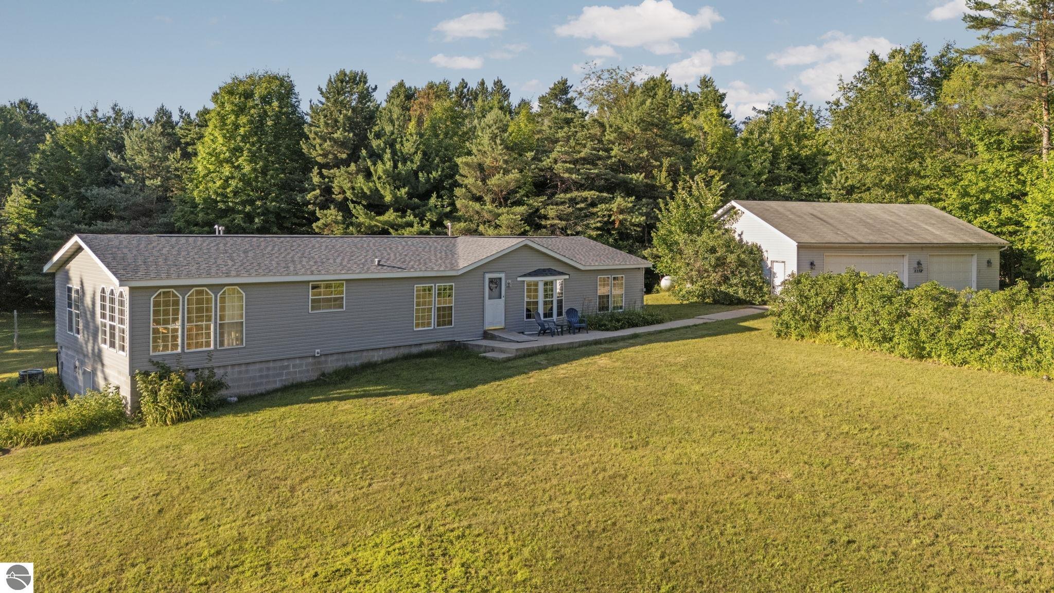 2204 NW Plum Valley Road