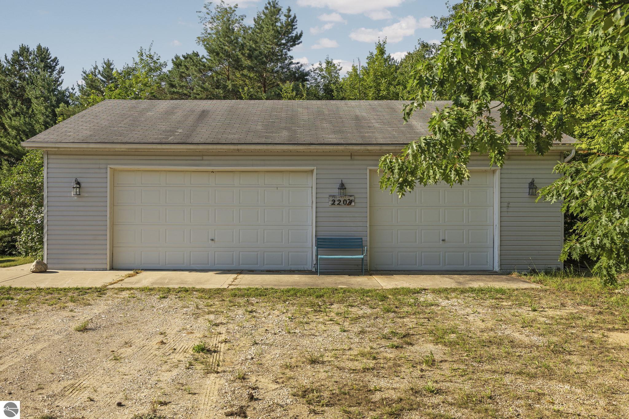 2204 NW Plum Valley Road