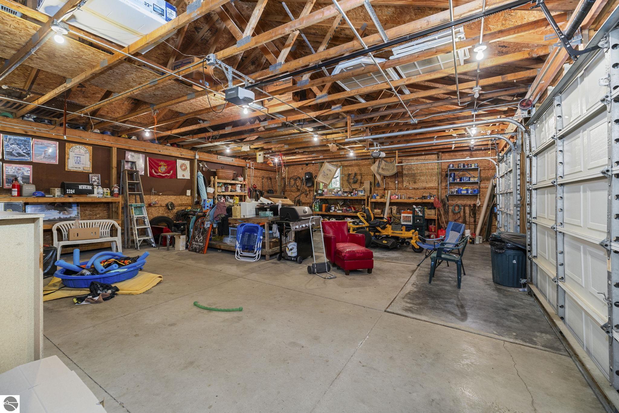 2204 NW Plum Valley Road