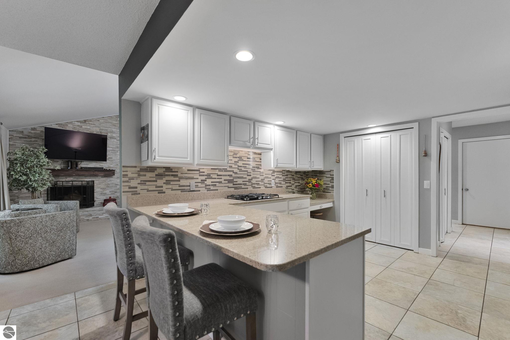6236 Summit Court