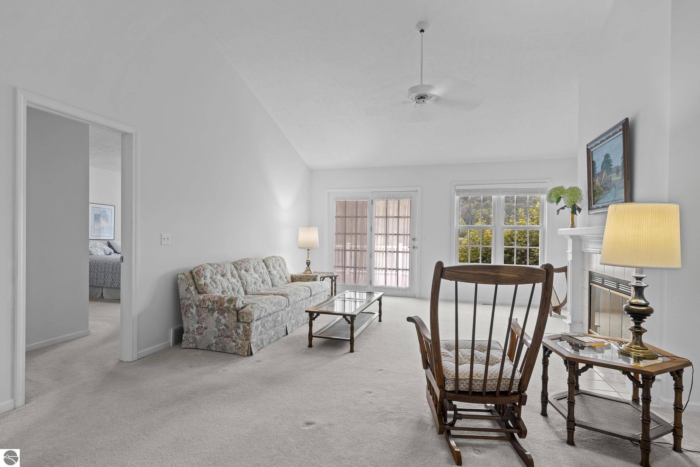 2750 E Crown Drive # 1 Unit: #1