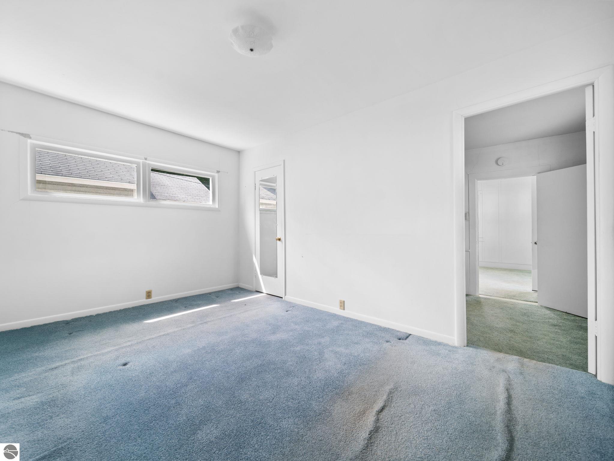 212 W Ninth Street